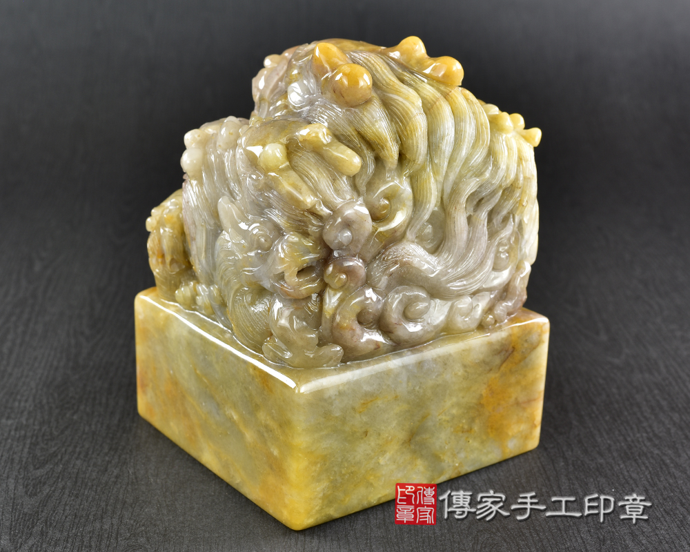 「九龍」之印是為天子之尊的重要體現-九是極數,九又是貴數-新疆黃玉九龍廟章-傳家手工印章 台南店114.4.2 「九龍」之印是為天子之尊的重要體現-九是極數,九又是貴數-新疆黃玉九龍廟章-傳家手工印章 台南店114.4.2