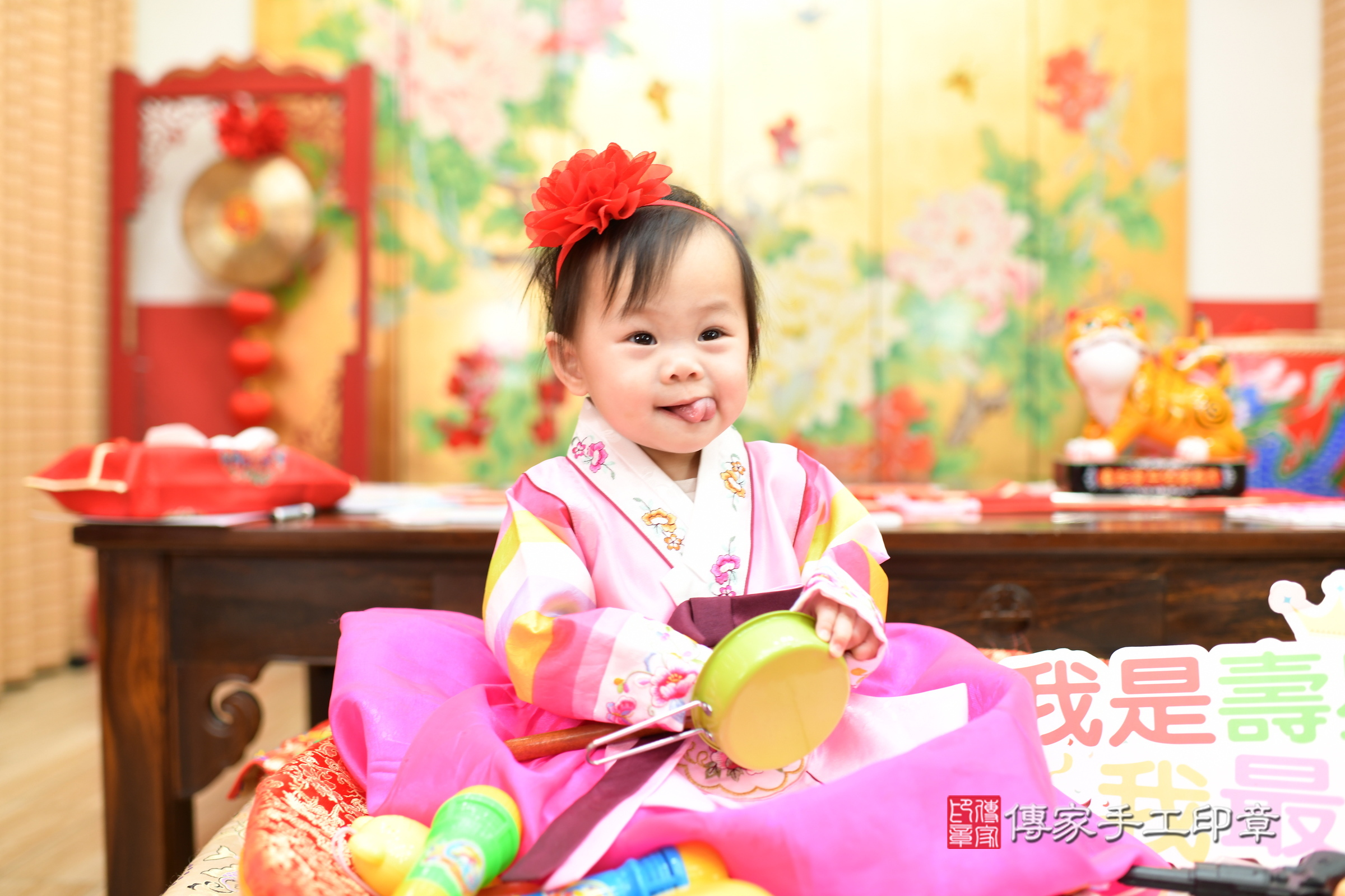 台北市大同區小妤寶寶抓周推薦:傳家台北店抓周度脺中國風會場,嬰兒古禮抓周流程儀式吉祥話、抓周道具物品24種、拍照。抓周證書。2025.3.8,照片3 台北市大同區小妤寶寶抓周推薦:傳家台北店抓周度脺中國風會場,嬰兒古禮抓周流程儀式吉祥話、抓周道具物品24種、拍照。抓周證書。2025.3.8,照片3