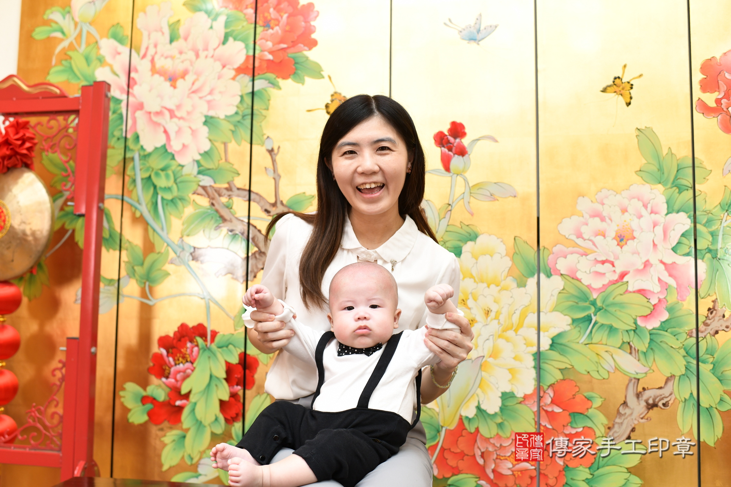 珵珵寶寶(台北市大同區嬰兒寶寶滿月剃頭理髮、嬰兒剃胎毛儀式吉祥話)。中國風會場，爸媽寶貝穿「日中韓」古裝禮服。專業拍照、證書。★購買「臍帶章、肚臍章、胎毛筆刷印章」贈送：剃頭、收涎、抓周，三選一。2025.3.23，照片13