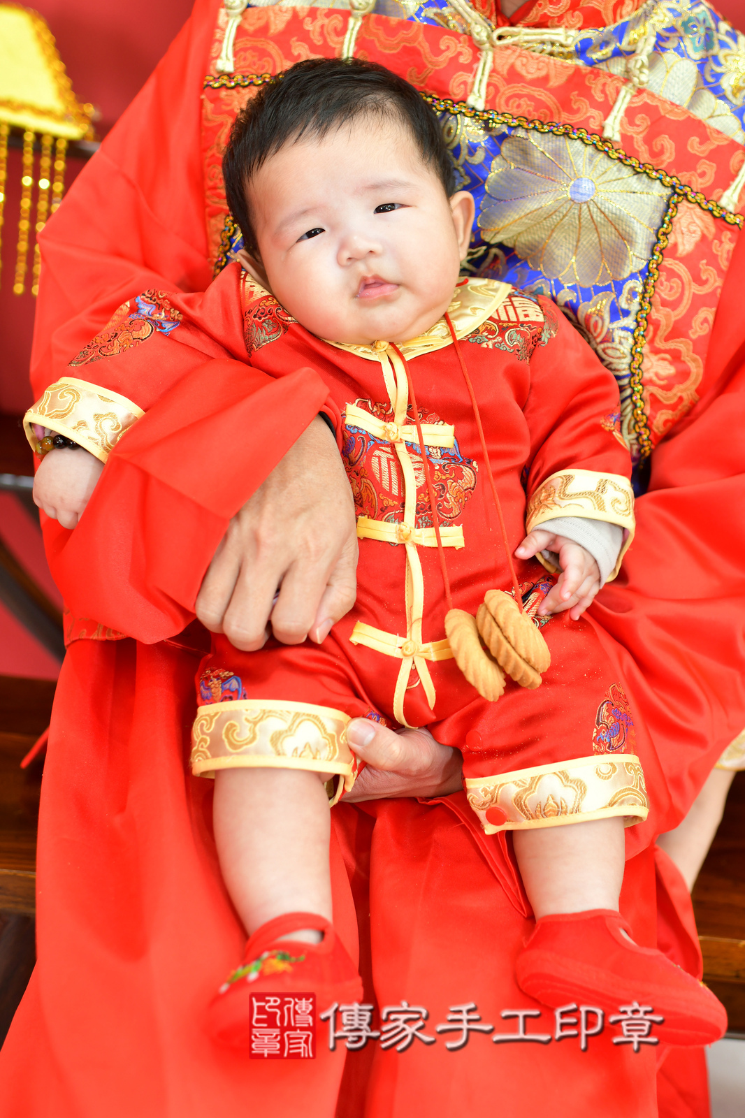 台中市北區樂樂寶寶收涎推薦：傳家台中店收涎中國風會場，嬰兒古禮收涎收口水流程儀式、收涎吉祥話、收涎餅乾、收涎拍照。收涎證書。2024.12.9，照片9