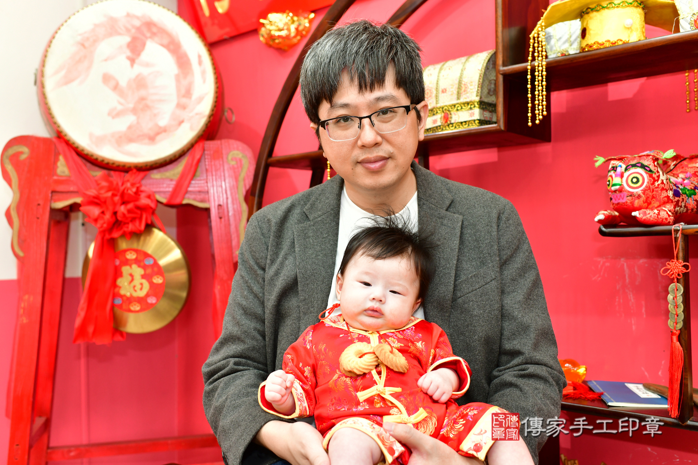 台中市北區珽珽寶寶收涎推薦：傳家台中店收涎中國風會場，嬰兒古禮收涎收口水流程儀式、收涎吉祥話、收涎餅乾、收涎拍照。收涎證書。2024.12.18，照片7