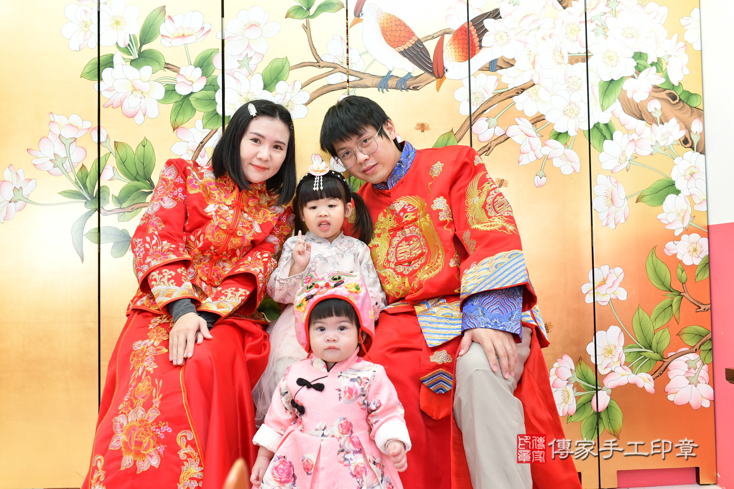 台中市北區小婕寶寶抓周推薦:傳家台中店抓周度脺中國風會場,嬰兒古禮抓周流程儀式吉祥話、抓周道具物品24種、拍照。抓周證書。2024.12.29,照片5 台中市北區小婕寶寶抓周推薦:傳家台中店抓周度脺中國風會場,嬰兒古禮抓周流程儀式吉祥話、抓周道具物品24種、拍照。抓周證書。2024.12.29,照片5