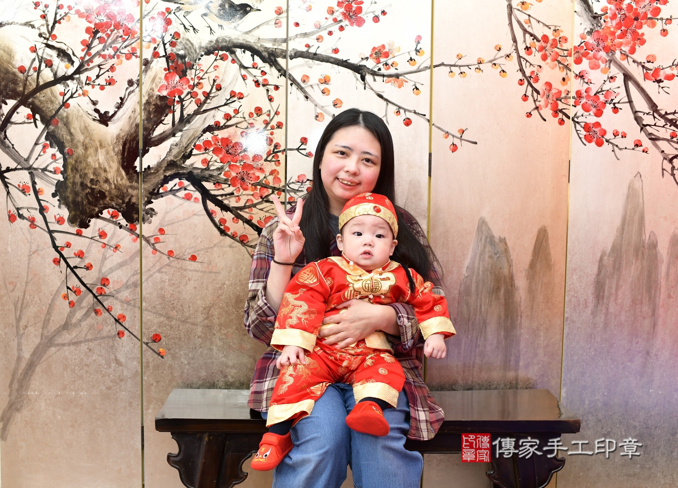 新北市永和區晏晏寶寶抓周推薦:傳家新北店抓周度脺中國風會場,嬰兒古禮抓周流程儀式吉祥話、抓周道具物品24種、拍照。抓周證書。2025.3.22,照片8 新北市永和區晏晏寶寶抓周推薦:傳家新北店抓周度脺中國風會場,嬰兒古禮抓周流程儀式吉祥話、抓周道具物品24種、拍照。抓周證書。2025.3.22,照片8