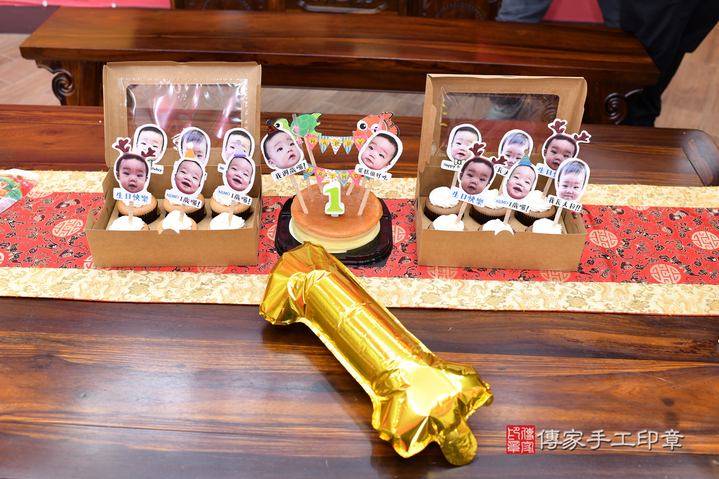 新北市永和區晏晏寶寶抓周推薦:傳家新北店抓周度脺中國風會場,嬰兒古禮抓周流程儀式吉祥話、抓周道具物品24種、拍照。抓周證書。2025.3.22,照片2 新北市永和區晏晏寶寶抓周推薦:傳家新北店抓周度脺中國風會場,嬰兒古禮抓周流程儀式吉祥話、抓周道具物品24種、拍照。抓周證書。2025.3.22,照片2