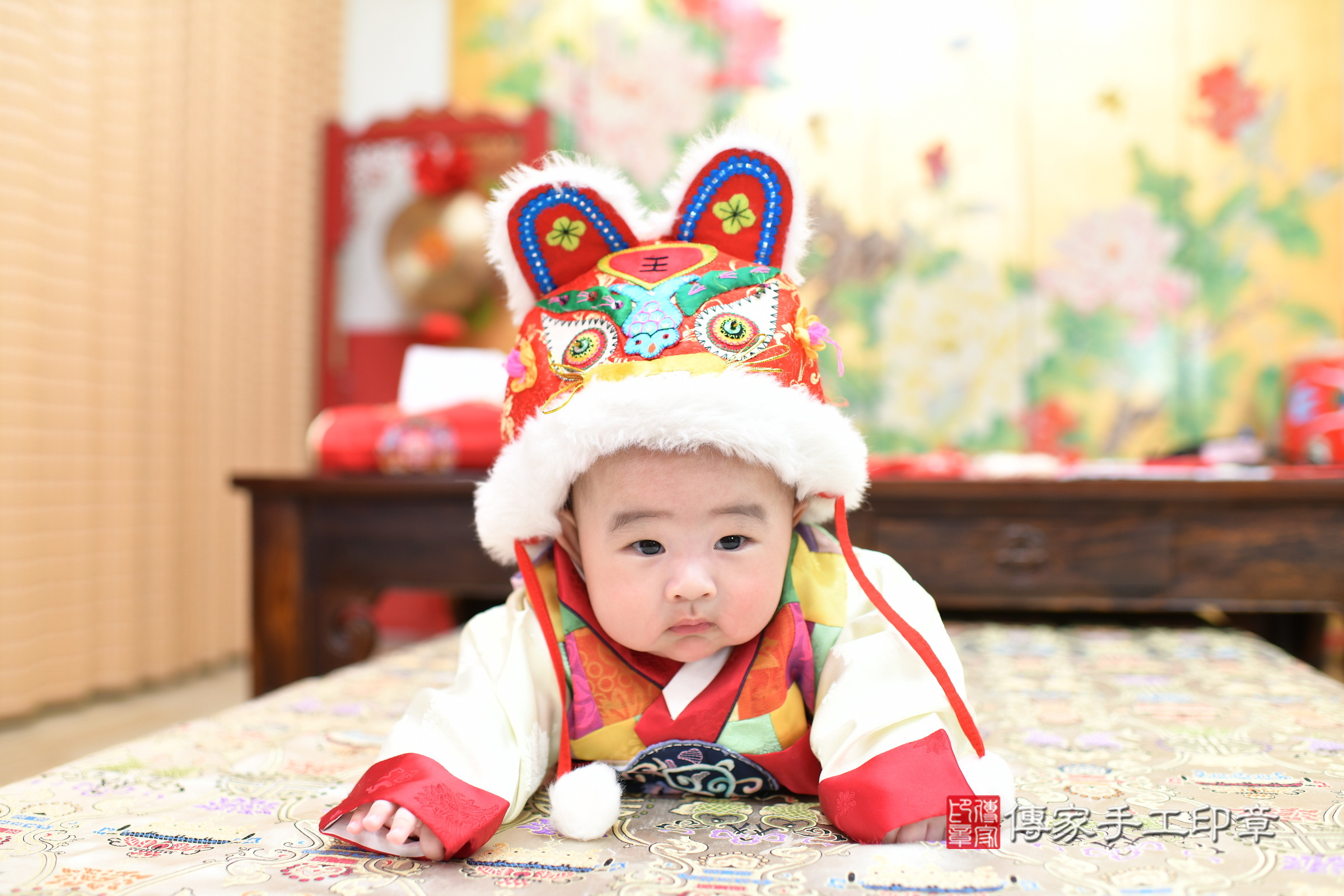 台北市大同區小杉寶寶收涎推薦：傳家台北店收涎中國風會場，嬰兒古禮收涎收口水流程儀式、收涎吉祥話、收涎餅乾、收涎拍照。收涎證書。2025.3.8，照片1