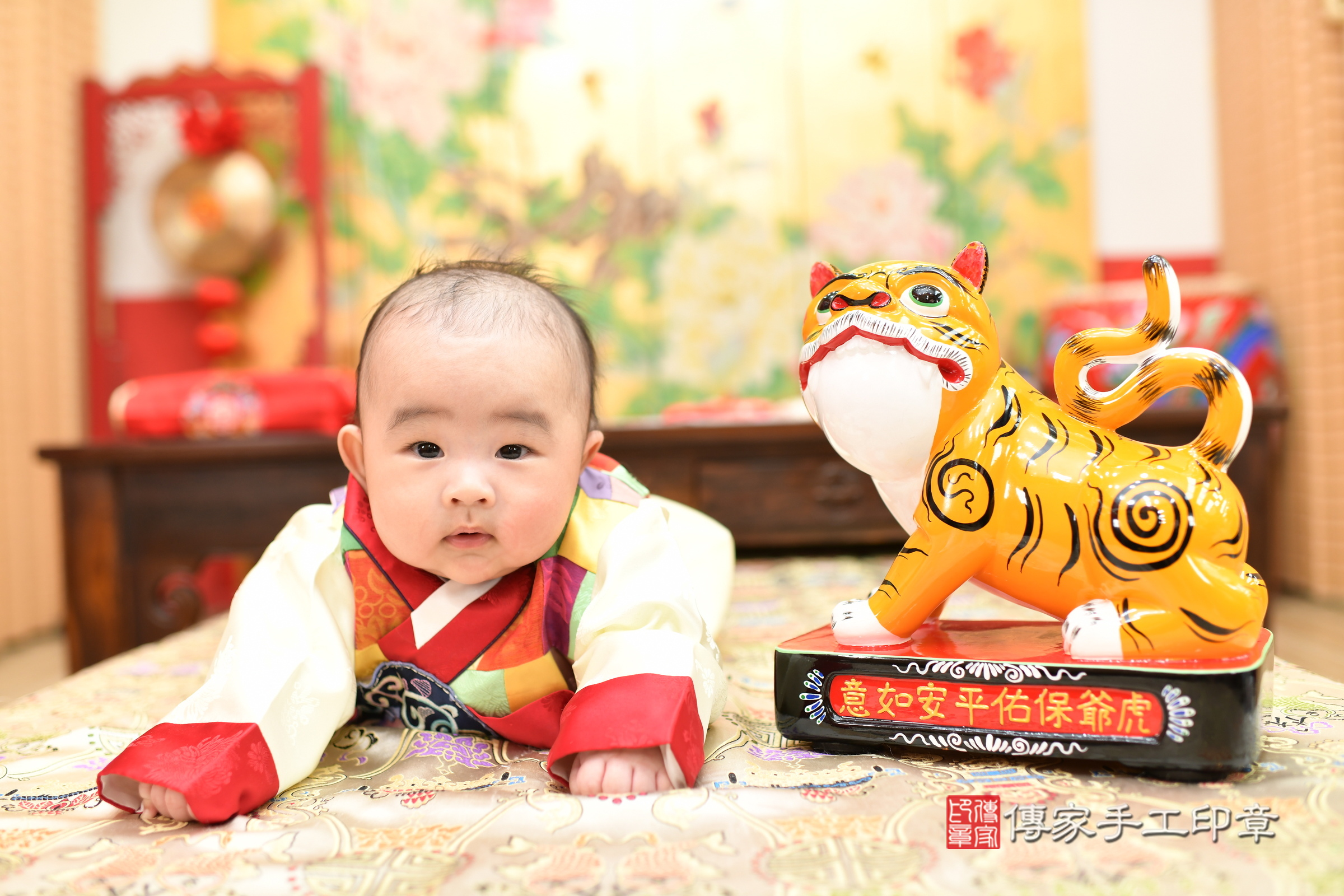 台北市大同區小杉寶寶收涎推薦:傳家台北店收涎中國風會場,嬰兒古禮收涎收口水流程儀式、收涎吉祥話、收涎餅乾、收涎拍照。收涎證書。2025.3.8,照片3 台北市大同區小杉寶寶收涎推薦:傳家台北店收涎中國風會場,嬰兒古禮收涎收口水流程儀式、收涎吉祥話、收涎餅乾、收涎拍照。收涎證書。2025.3.8,照片3