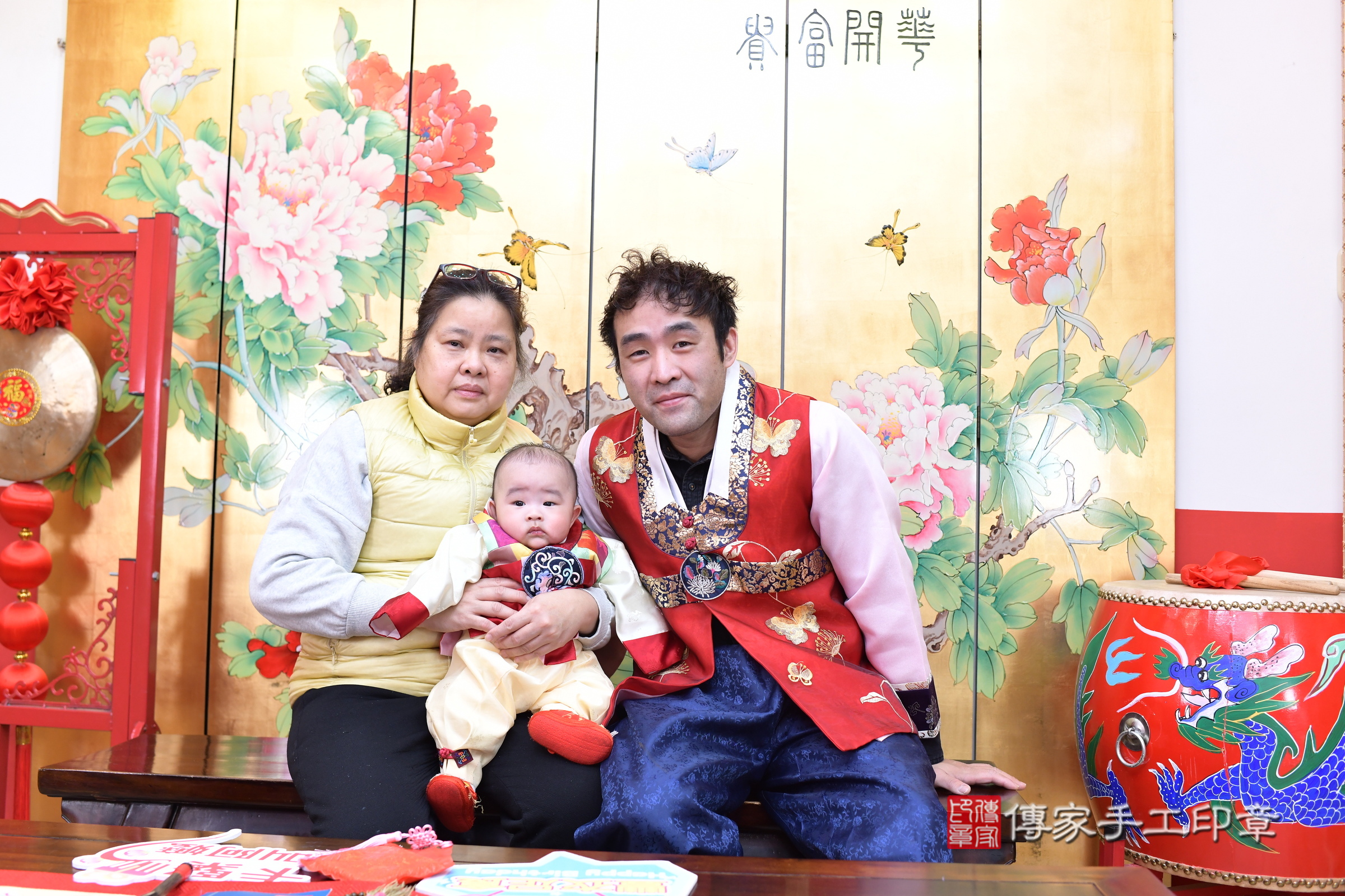 台北市大同區小杉寶寶收涎推薦:傳家台北店收涎中國風會場,嬰兒古禮收涎收口水流程儀式、收涎吉祥話、收涎餅乾、收涎拍照。收涎證書。2025.3.8,照片7 台北市大同區小杉寶寶收涎推薦:傳家台北店收涎中國風會場,嬰兒古禮收涎收口水流程儀式、收涎吉祥話、收涎餅乾、收涎拍照。收涎證書。2025.3.8,照片7