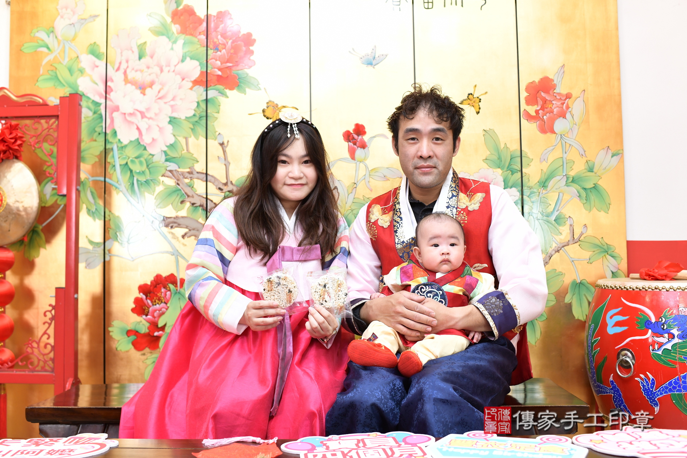 台北市大同區小杉寶寶收涎推薦:傳家台北店收涎中國風會場,嬰兒古禮收涎收口水流程儀式、收涎吉祥話、收涎餅乾、收涎拍照。收涎證書。2025.3.8,照片11 台北市大同區小杉寶寶收涎推薦:傳家台北店收涎中國風會場,嬰兒古禮收涎收口水流程儀式、收涎吉祥話、收涎餅乾、收涎拍照。收涎證書。2025.3.8,照片11