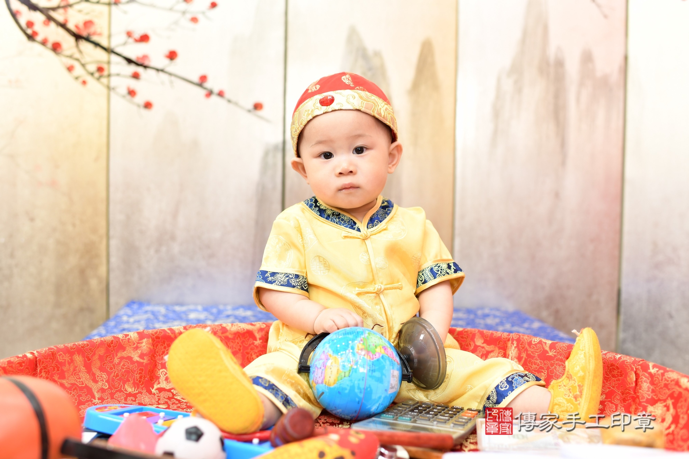 新北市永和區淏淏寶寶抓周推薦:傳家新北店抓周度脺中國風會場,嬰兒古禮抓周流程儀式吉祥話、抓周道具物品24種、拍照。抓周證書。2025.3.28,照片9 新北市永和區淏淏寶寶抓周推薦:傳家新北店抓周度脺中國風會場,嬰兒古禮抓周流程儀式吉祥話、抓周道具物品24種、拍照。抓周證書。2025.3.28,照片9