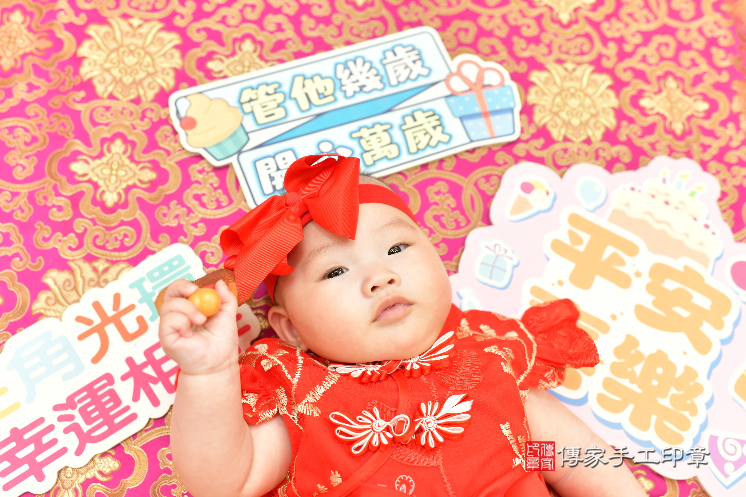 台中市北區小寧寶寶收涎推薦：傳家台中店收涎中國風會場，嬰兒古禮收涎收口水流程儀式、收涎吉祥話、收涎餅乾、收涎拍照。收涎證書。2025.3.16，照片4