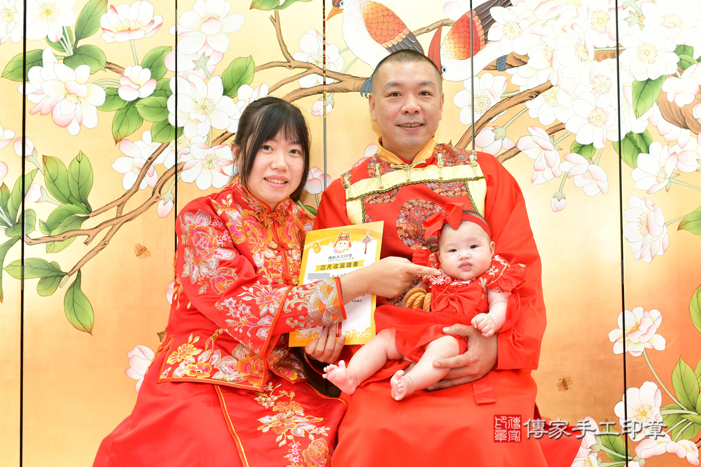 台中市北區小寧寶寶收涎推薦：傳家台中店收涎中國風會場，嬰兒古禮收涎收口水流程儀式、收涎吉祥話、收涎餅乾、收涎拍照。收涎證書。2025.3.16，照片18