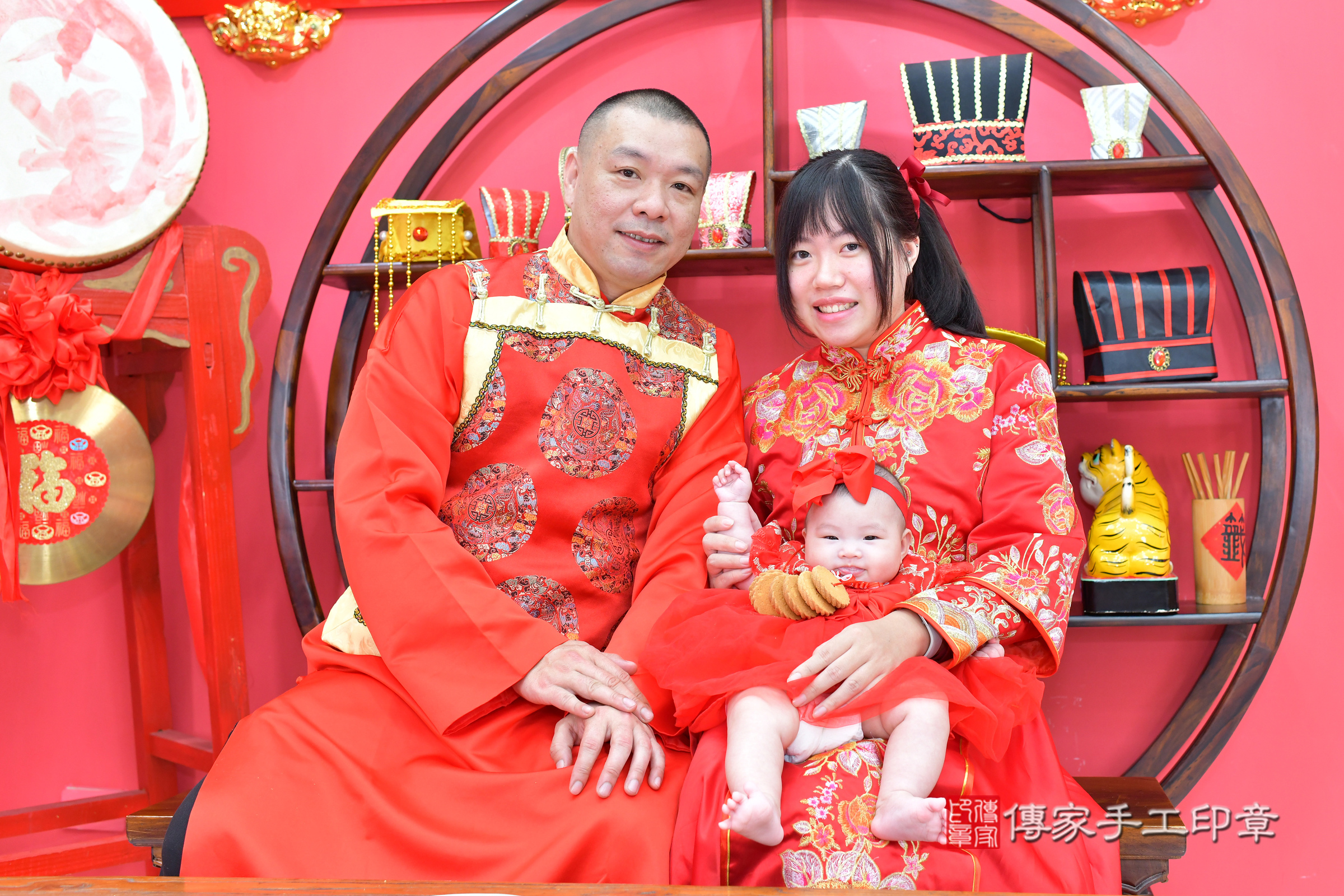 台中市北區小寧寶寶收涎推薦：傳家台中店收涎中國風會場，嬰兒古禮收涎收口水流程儀式、收涎吉祥話、收涎餅乾、收涎拍照。收涎證書。2025.3.16，照片9