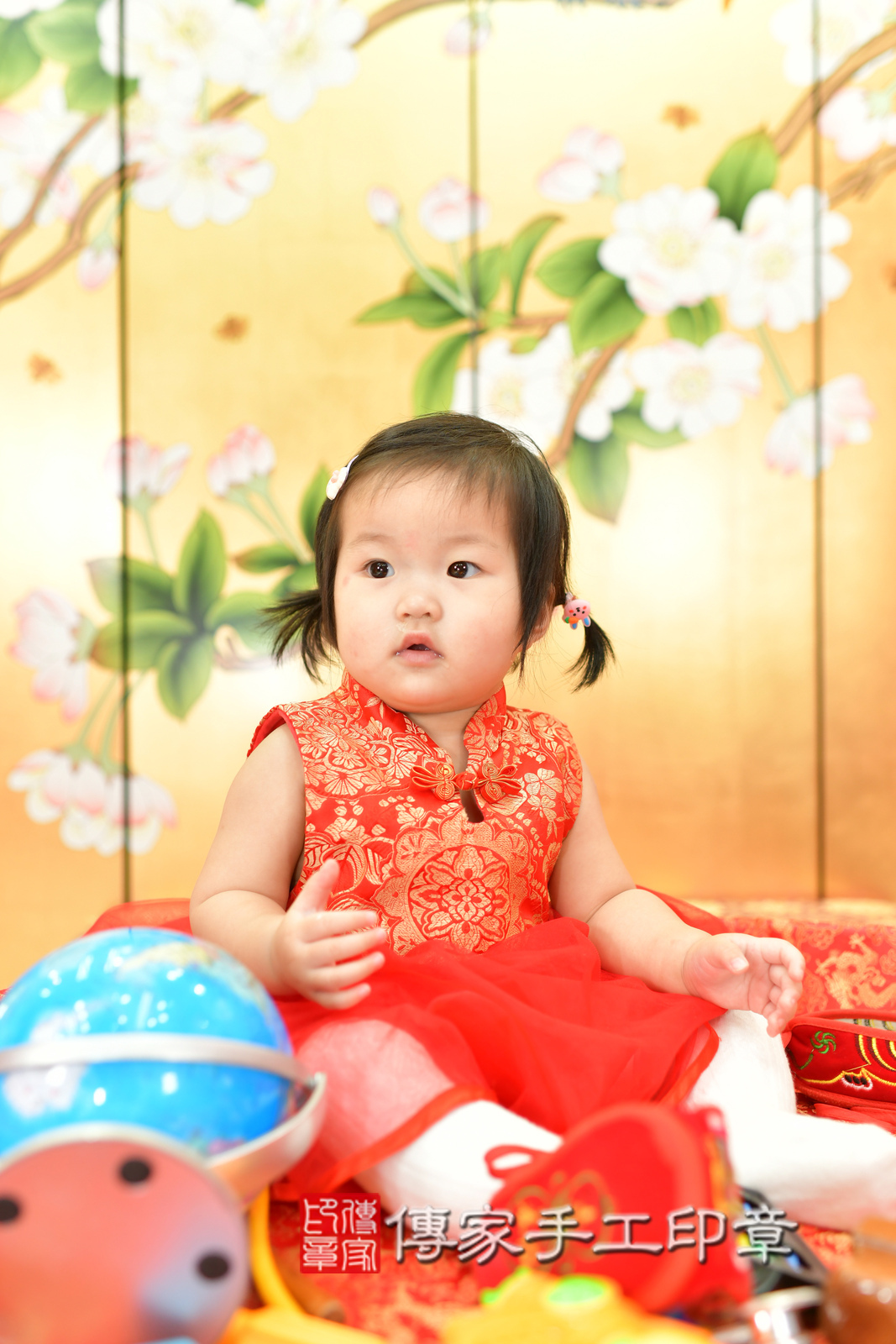 台中市北區晴晴寶寶抓周推薦：傳家台中店抓周度脺中國風會場，嬰兒古禮抓周流程儀式吉祥話、抓周道具物品24種、拍照。抓周證書。2025.3.1，照片14