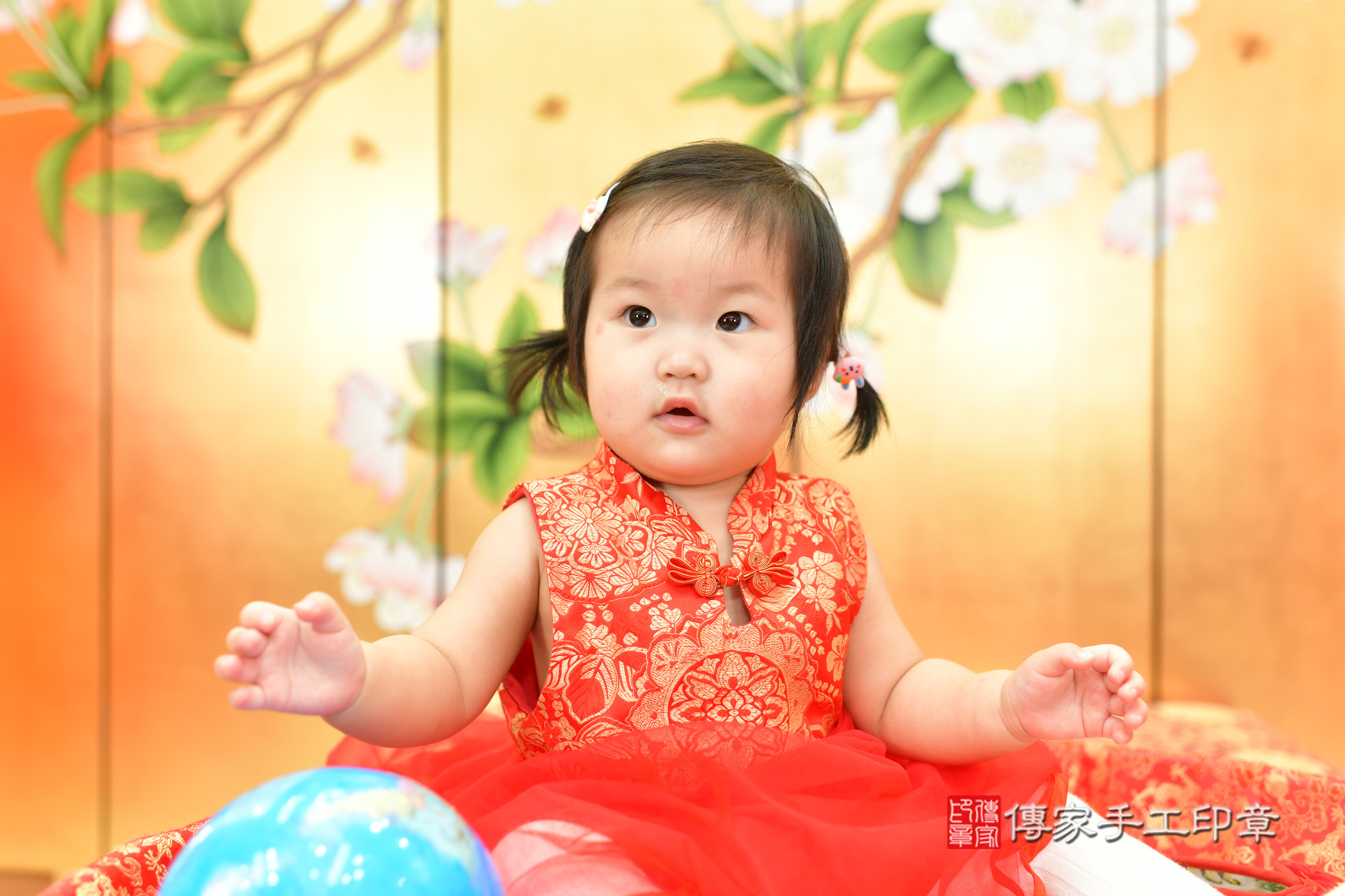 台中市北區晴晴寶寶抓周推薦：傳家台中店抓周度脺中國風會場，嬰兒古禮抓周流程儀式吉祥話、抓周道具物品24種、拍照。抓周證書。2025.3.1，照片15