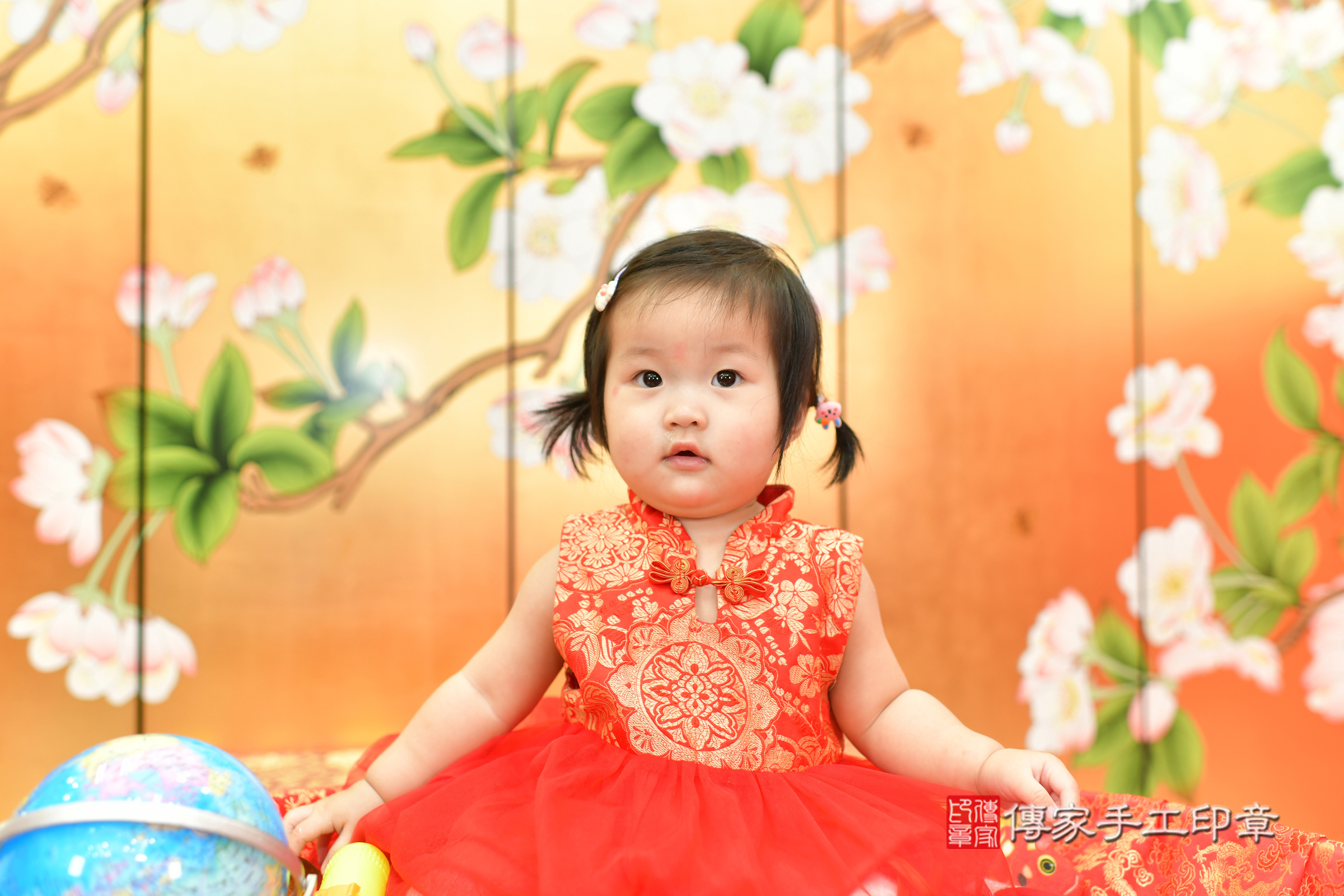 台中市北區晴晴寶寶抓周推薦：傳家台中店抓周度脺中國風會場，嬰兒古禮抓周流程儀式吉祥話、抓周道具物品24種、拍照。抓周證書。2025.3.1，照片11