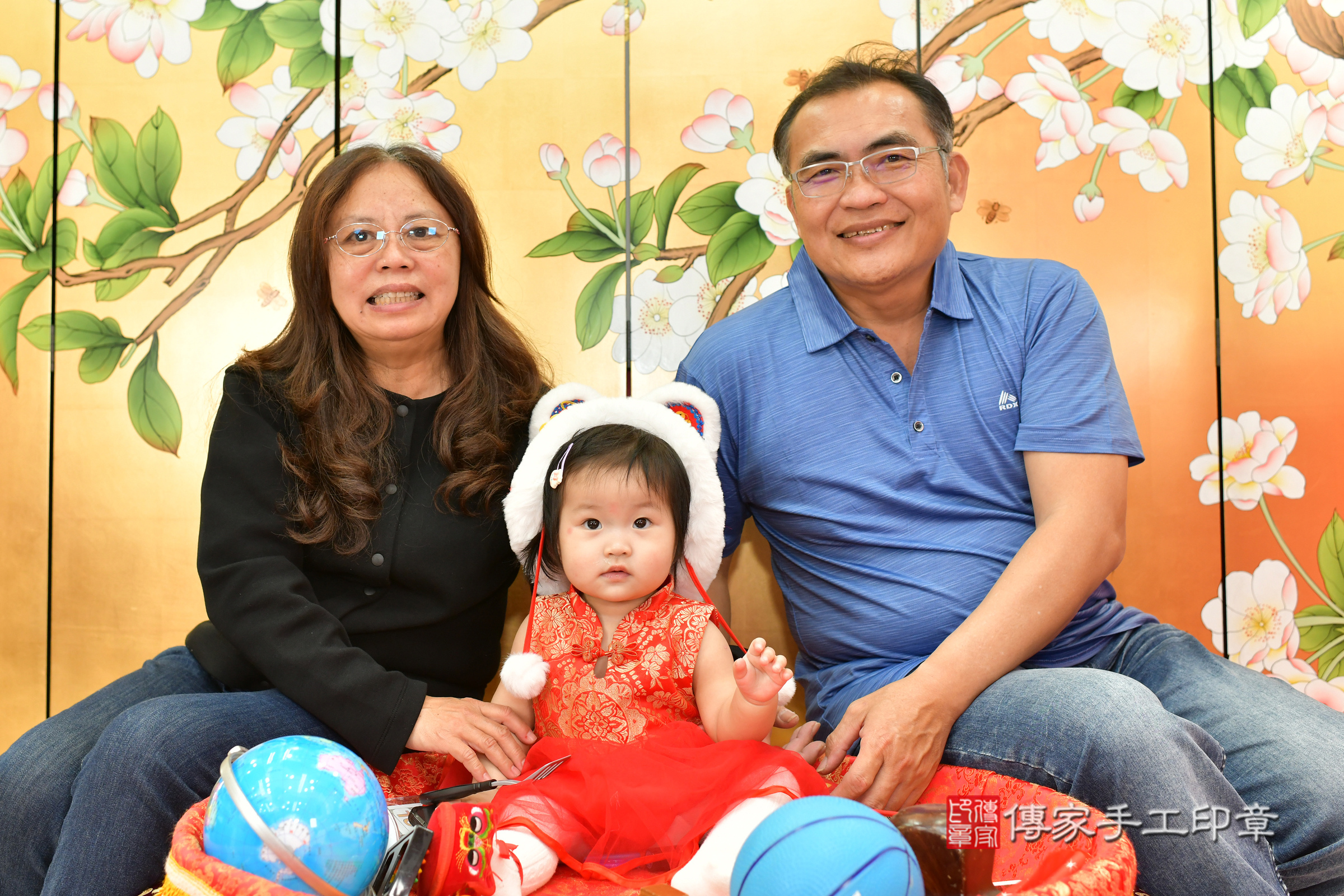 台中市北區晴晴寶寶抓周推薦：傳家台中店抓周度脺中國風會場，嬰兒古禮抓周流程儀式吉祥話、抓周道具物品24種、拍照。抓周證書。2025.3.1，照片5