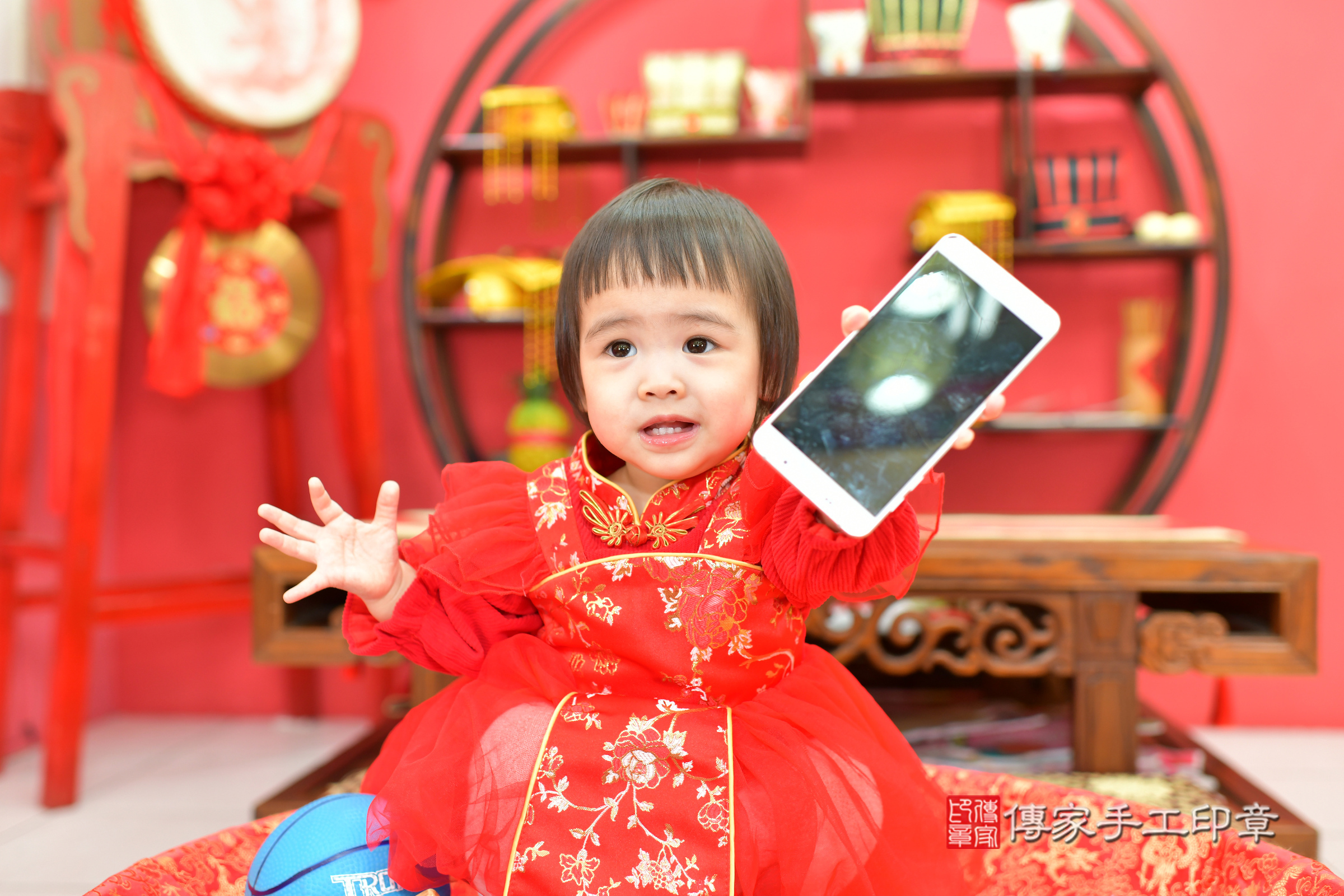 台中市北區小葵寶寶抓周推薦:傳家台中店抓周度脺中國風會場,嬰兒古禮抓周流程儀式吉祥話、抓周道具物品24種、拍照。抓周證書。2025.3.3,照片12 台中市北區小葵寶寶抓周推薦:傳家台中店抓周度脺中國風會場,嬰兒古禮抓周流程儀式吉祥話、抓周道具物品24種、拍照。抓周證書。2025.3.3,照片12