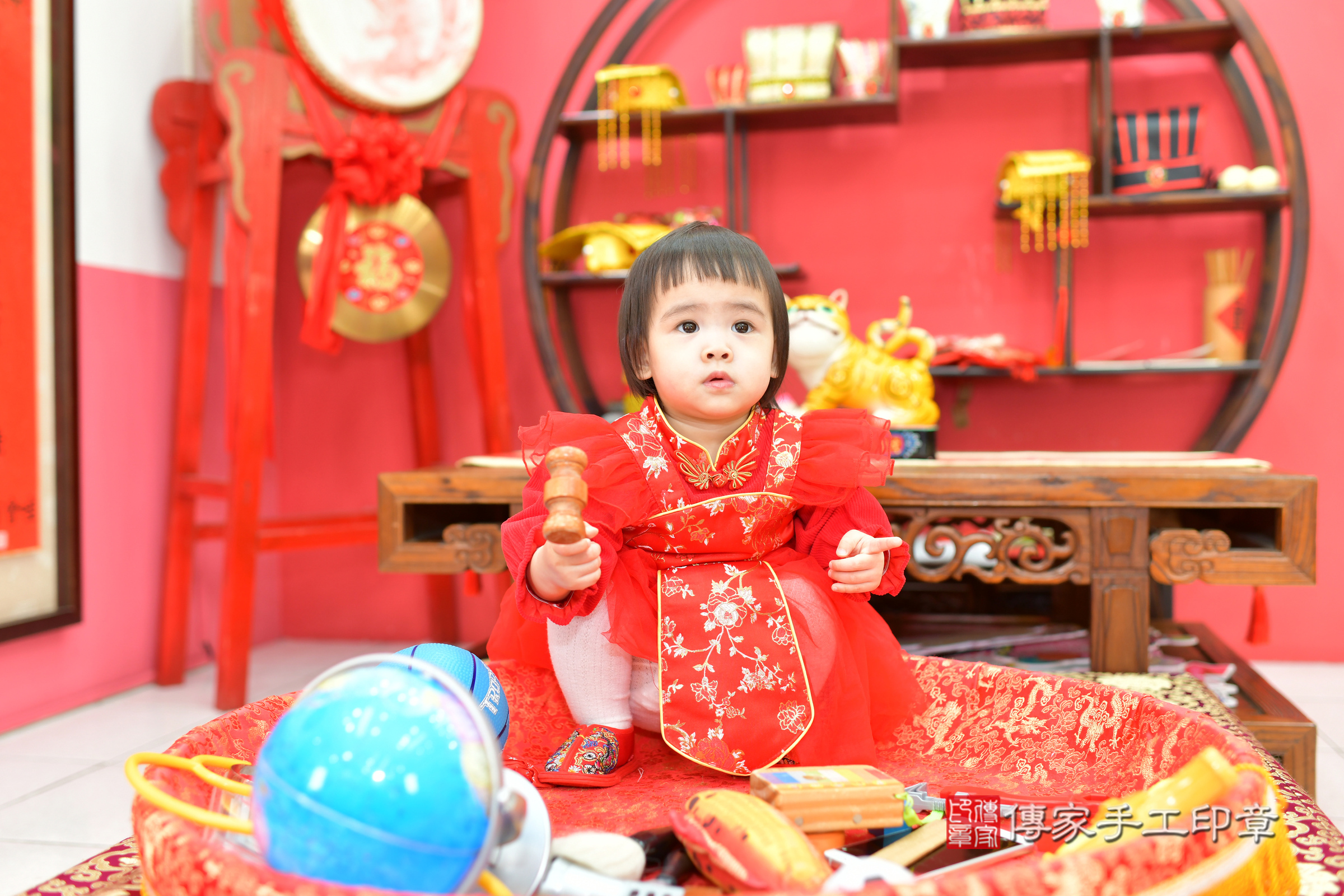 台中市北區小葵寶寶抓周推薦:傳家台中店抓周度脺中國風會場,嬰兒古禮抓周流程儀式吉祥話、抓周道具物品24種、拍照。抓周證書。2025.3.3,照片3 台中市北區小葵寶寶抓周推薦:傳家台中店抓周度脺中國風會場,嬰兒古禮抓周流程儀式吉祥話、抓周道具物品24種、拍照。抓周證書。2025.3.3,照片3
