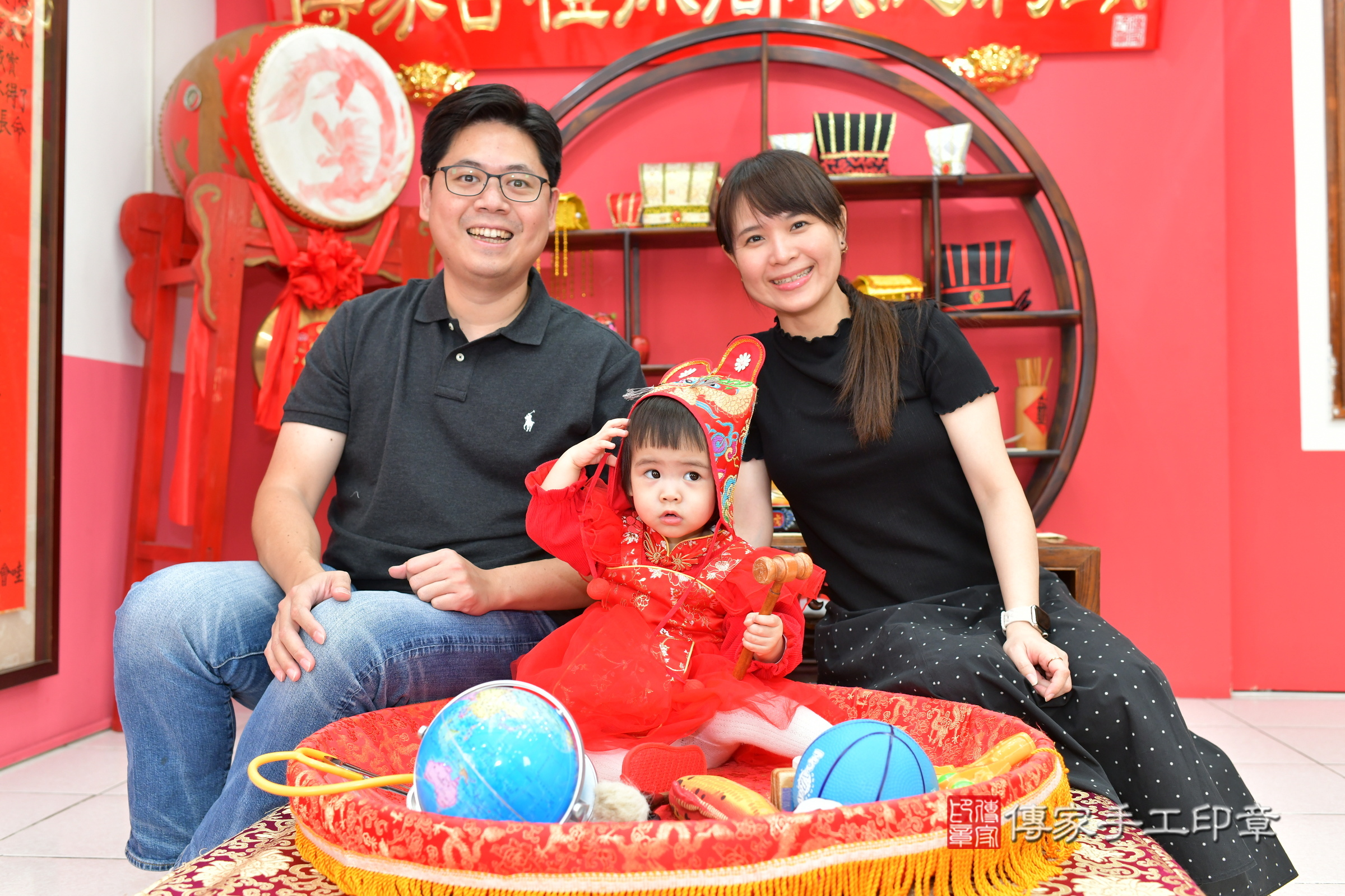 台中市北區小葵寶寶抓周推薦:傳家台中店抓周度脺中國風會場,嬰兒古禮抓周流程儀式吉祥話、抓周道具物品24種、拍照。抓周證書。2025.3.3,照片4 台中市北區小葵寶寶抓周推薦:傳家台中店抓周度脺中國風會場,嬰兒古禮抓周流程儀式吉祥話、抓周道具物品24種、拍照。抓周證書。2025.3.3,照片4