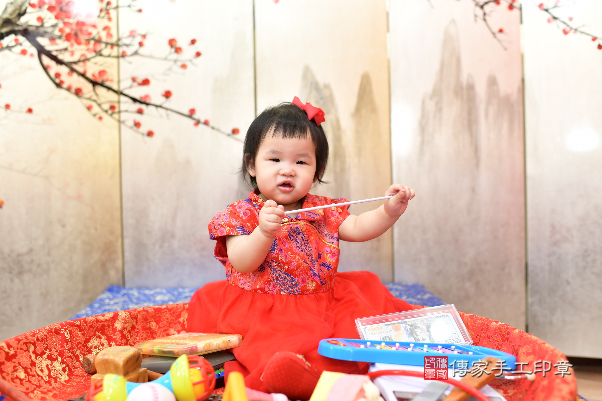 新北市永和區小渝寶寶抓周推薦:傳家新北店抓周度脺中國風會場,嬰兒古禮抓周流程儀式吉祥話、抓周道具物品24種、拍照。抓周證書。2025.4.30,照片10 新北市永和區小渝寶寶抓周推薦:傳家新北店抓周度脺中國風會場,嬰兒古禮抓周流程儀式吉祥話、抓周道具物品24種、拍照。抓周證書。2025.4.30,照片10