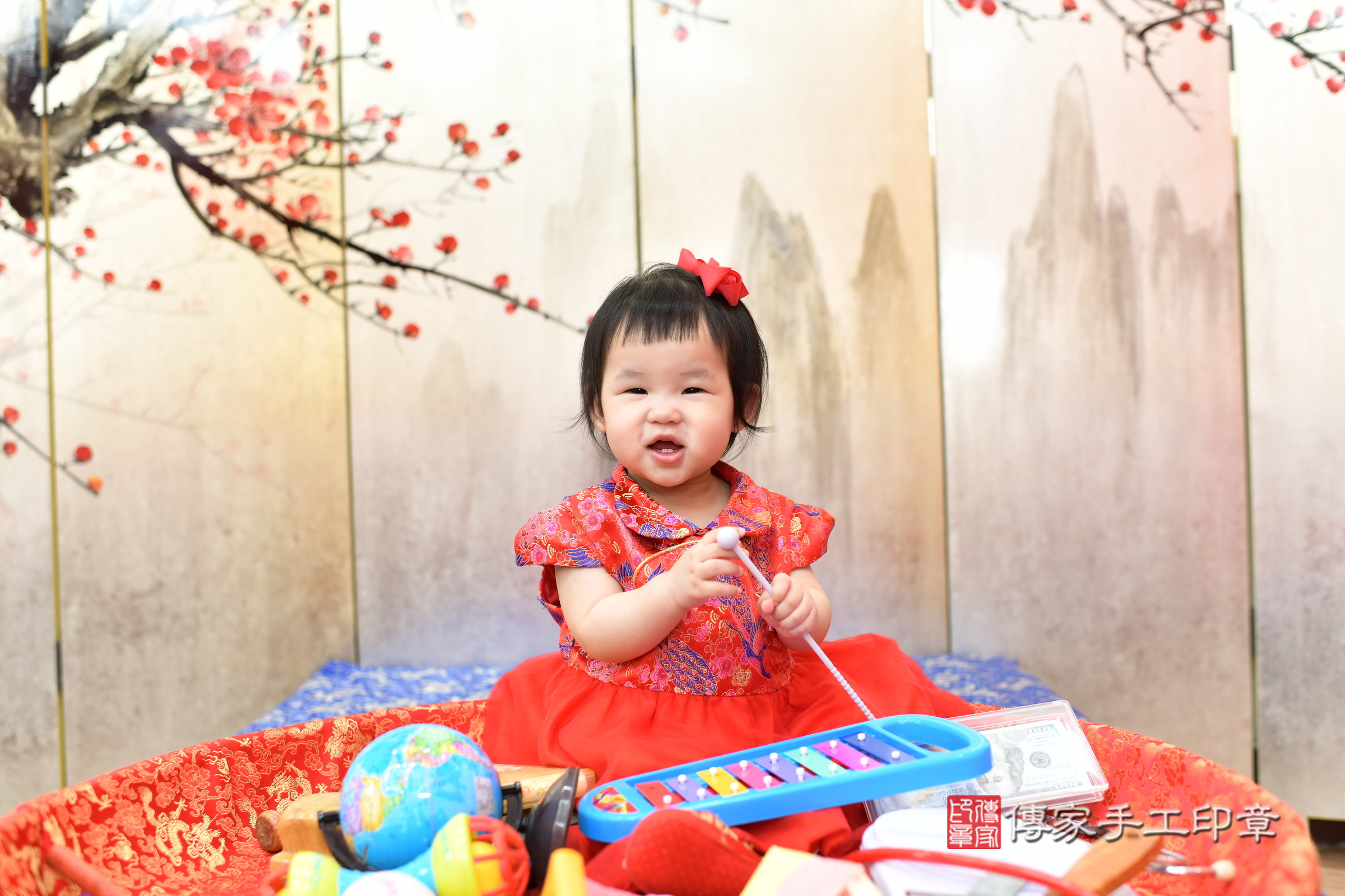 新北市永和區小渝寶寶抓周推薦:傳家新北店抓周度脺中國風會場,嬰兒古禮抓周流程儀式吉祥話、抓周道具物品24種、拍照。抓周證書。2025.4.30,照片9 新北市永和區小渝寶寶抓周推薦:傳家新北店抓周度脺中國風會場,嬰兒古禮抓周流程儀式吉祥話、抓周道具物品24種、拍照。抓周證書。2025.4.30,照片9