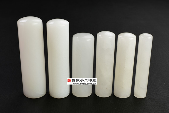 顧客滿意推薦：傳家嬰兒烤漆小三寶、新疆白玉臍髮印章、胎毛筆。台北市大安區-羅小姐2025.05.14