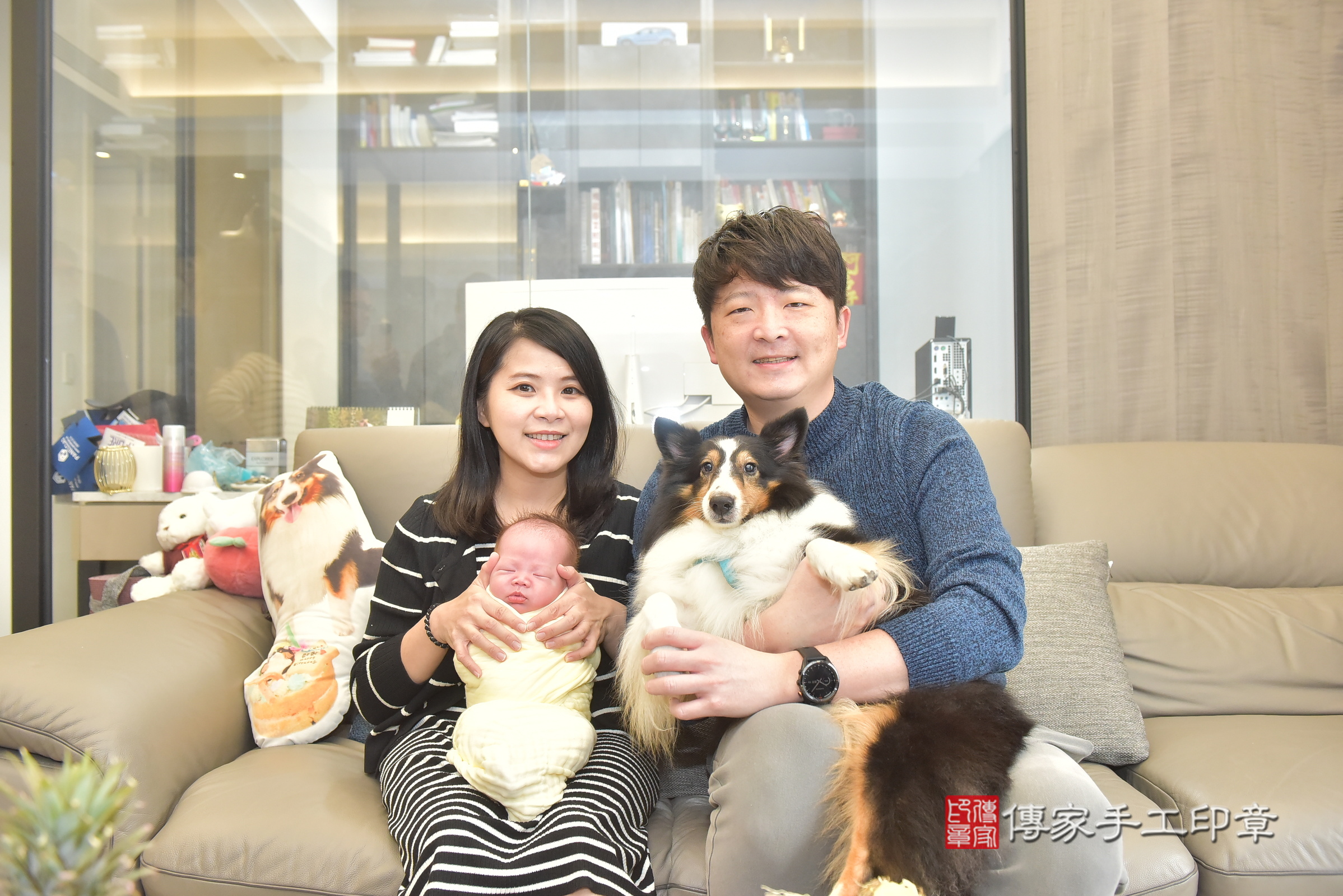 小硯寶寶(台中市北屯區到府嬰兒小硯寶寶滿月剃頭理髮、到府嬰兒剃胎毛儀式吉祥話)。到府剃頭剃胎毛主持、專業拍照、證書。★購買「臍帶章、肚臍章、胎毛筆刷印章」贈送：剃頭、收涎、抓周，三選一。2025.1.19，照片2