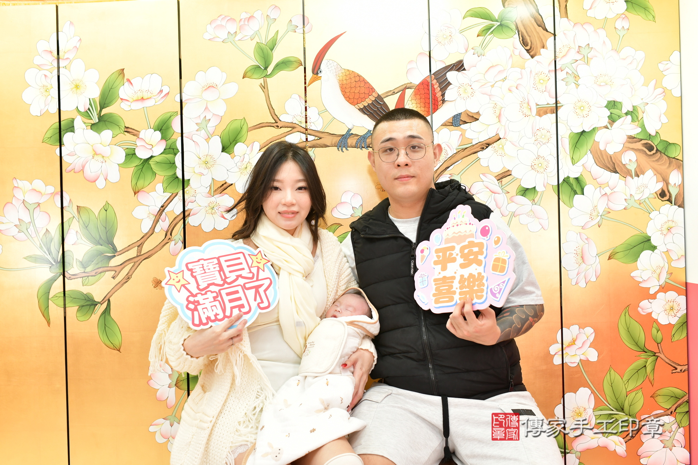 真真寶寶(台中市北區嬰兒寶寶滿月剃頭理髮、嬰兒剃胎毛儀式吉祥話)。中國風會場，爸媽寶貝穿「日中韓」古裝禮服。專業拍照、證書。★購買「臍帶章、肚臍章、胎毛筆刷印章」贈送：剃頭、收涎、抓周，三選一。2025.1.21，照片5