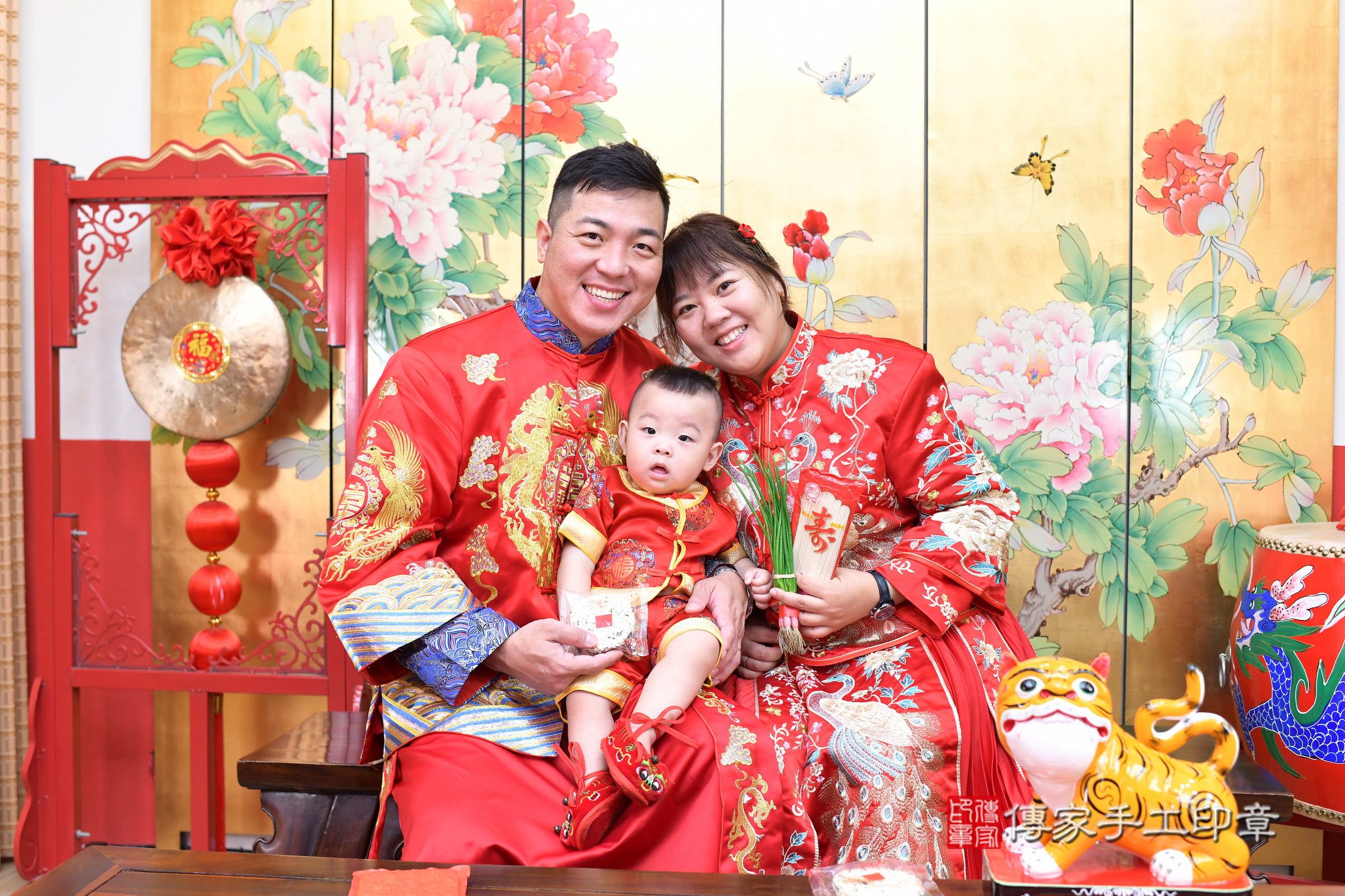 台北市大同區元元寶寶抓周推薦:傳家台北店抓周度脺中國風會場,嬰兒古禮抓周流程儀式吉祥話、抓周道具物品24種、拍照。抓周證書。2025.5.17,照片12 台北市大同區元元寶寶抓周推薦:傳家台北店抓周度脺中國風會場,嬰兒古禮抓周流程儀式吉祥話、抓周道具物品24種、拍照。抓周證書。2025.5.17,照片12