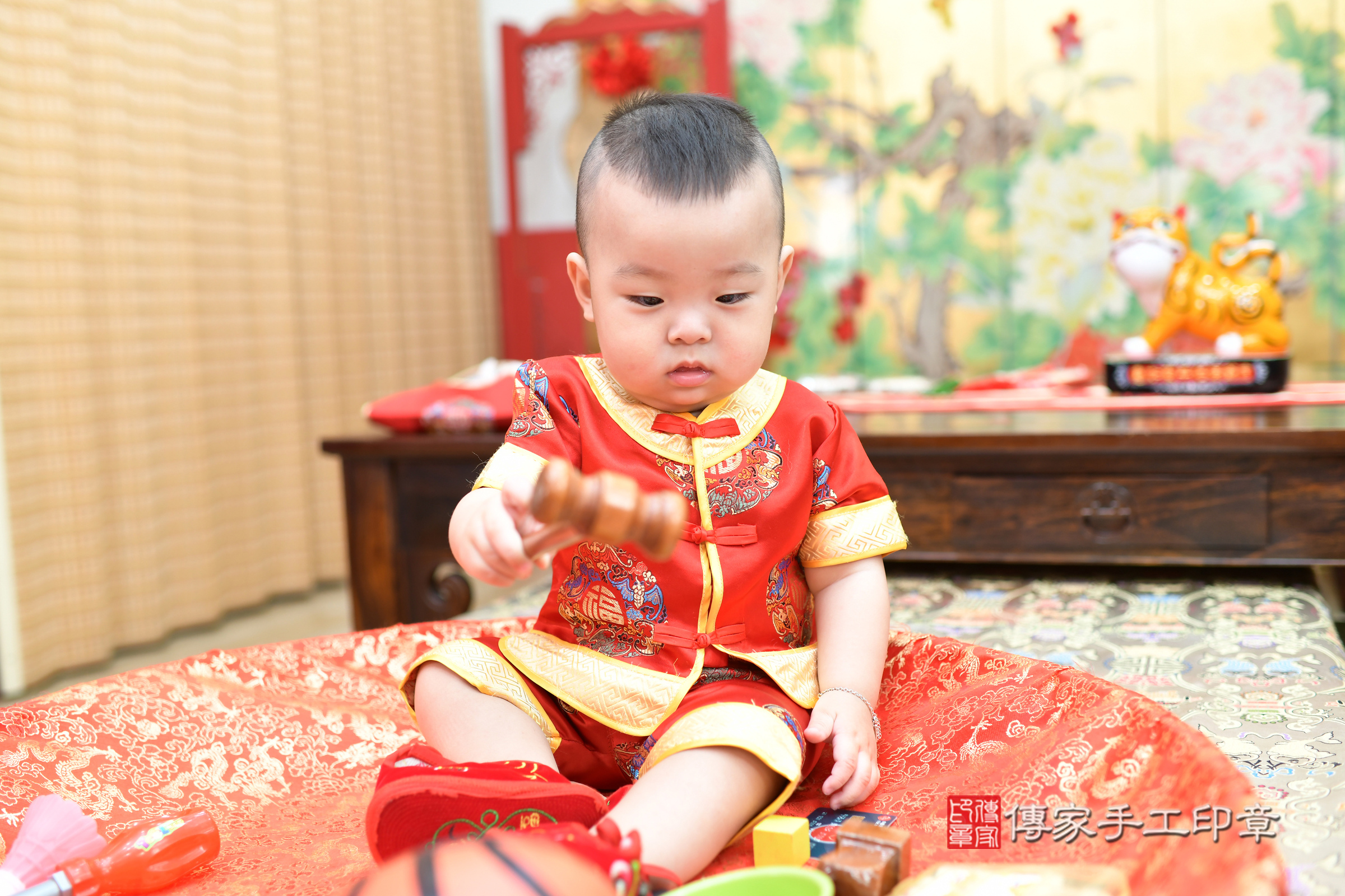 台北市大同區元元寶寶抓周推薦:傳家台北店抓周度脺中國風會場,嬰兒古禮抓周流程儀式吉祥話、抓周道具物品24種、拍照。抓周證書。2025.5.17,照片9 台北市大同區元元寶寶抓周推薦:傳家台北店抓周度脺中國風會場,嬰兒古禮抓周流程儀式吉祥話、抓周道具物品24種、拍照。抓周證書。2025.5.17,照片9