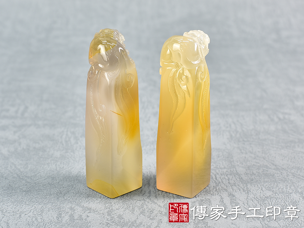 頂級淺色瑪瑙精雕貔貅 :開運印章 4.jpg