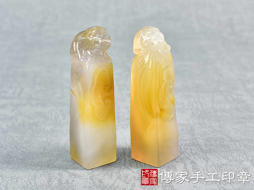 頂級淺色瑪瑙精雕貔貅 :開運印章 5.jpg