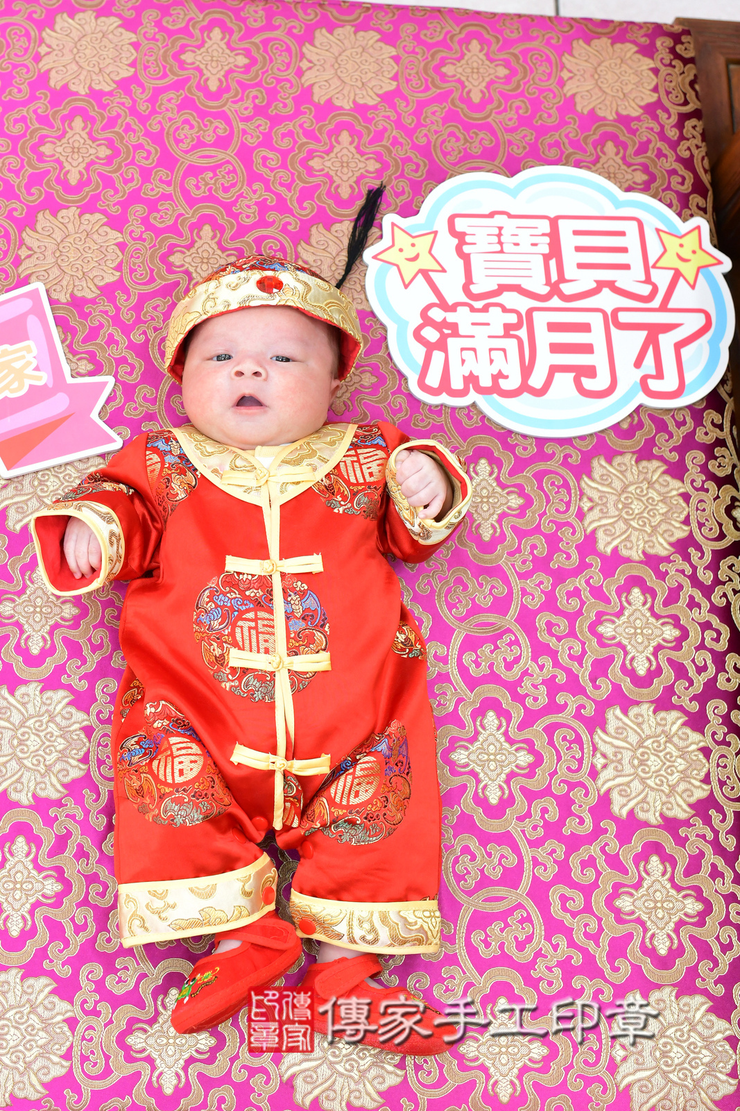 晨晨寶寶(台中市北區嬰兒寶寶滿月剃頭理髮、嬰兒剃胎毛儀式吉祥話)。中國風會場，爸媽寶貝穿「日中韓」古裝禮服。專業拍照、證書。★購買「臍帶章、肚臍章、胎毛筆刷印章」贈送：剃頭、收涎、抓周，三選一。2025.2.24，照片3
