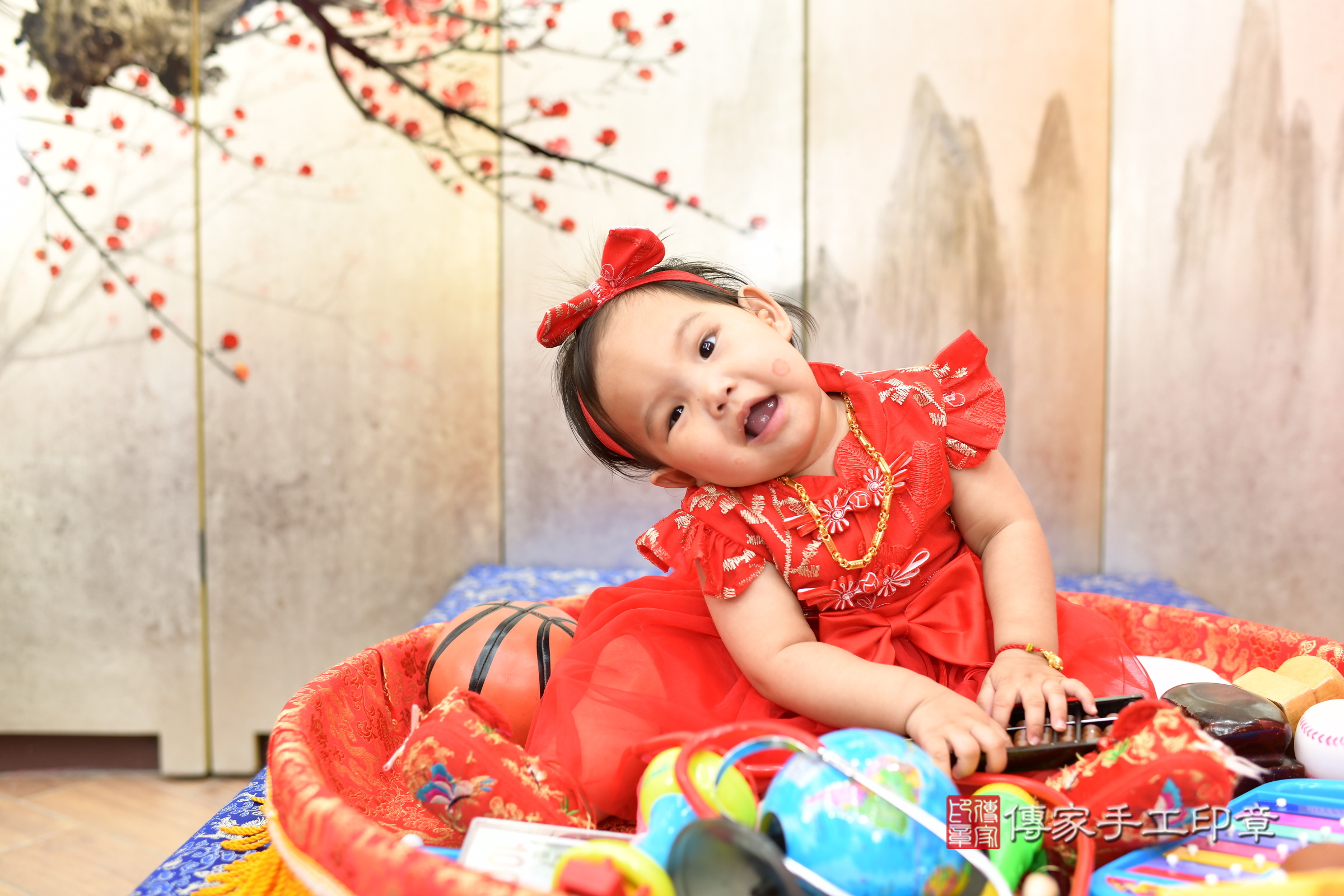 新北市永和區禎禎寶寶抓周推薦:傳家新北店抓周度脺中國風會場,嬰兒古禮抓周流程儀式吉祥話、抓周道具物品24種、拍照。抓周證書。2025.5.20,照片10 新北市永和區禎禎寶寶抓周推薦:傳家新北店抓周度脺中國風會場,嬰兒古禮抓周流程儀式吉祥話、抓周道具物品24種、拍照。抓周證書。2025.5.20,照片10
