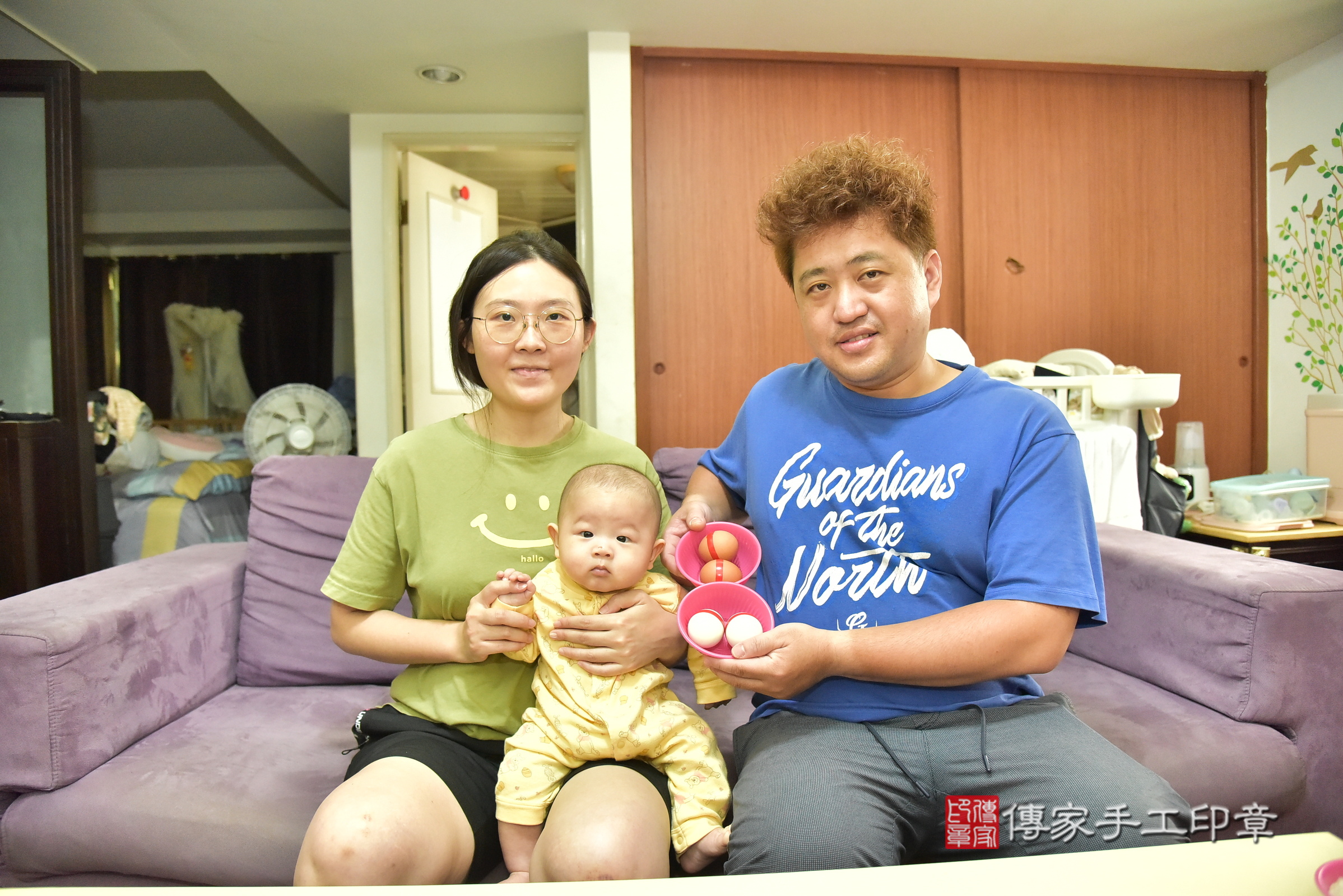 小旭寶寶(新北市新莊區到府嬰兒小旭寶寶滿月剃頭理髮、到府嬰兒剃胎毛儀式吉祥話)。到府剃頭剃胎毛主持、專業拍照、證書。★購買「臍帶章、肚臍章、胎毛筆刷印章」贈送：剃頭、收涎、抓周，三選一。2025.6.14，照片3