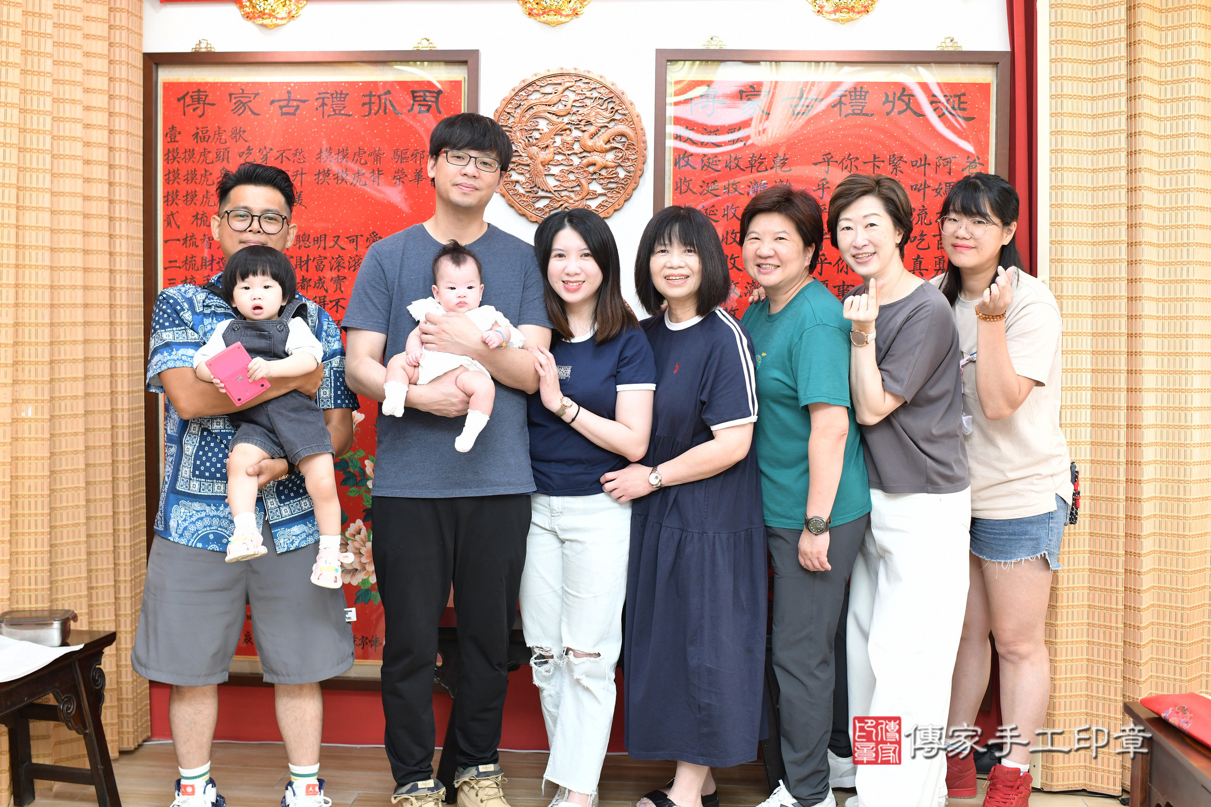 台北市大同區喬喬寶寶收涎推薦：傳家台北店收涎中國風會場，嬰兒古禮收涎收口水流程儀式、收涎吉祥話、收涎餅乾、收涎拍照。收涎證書。2025.6.28，照片23