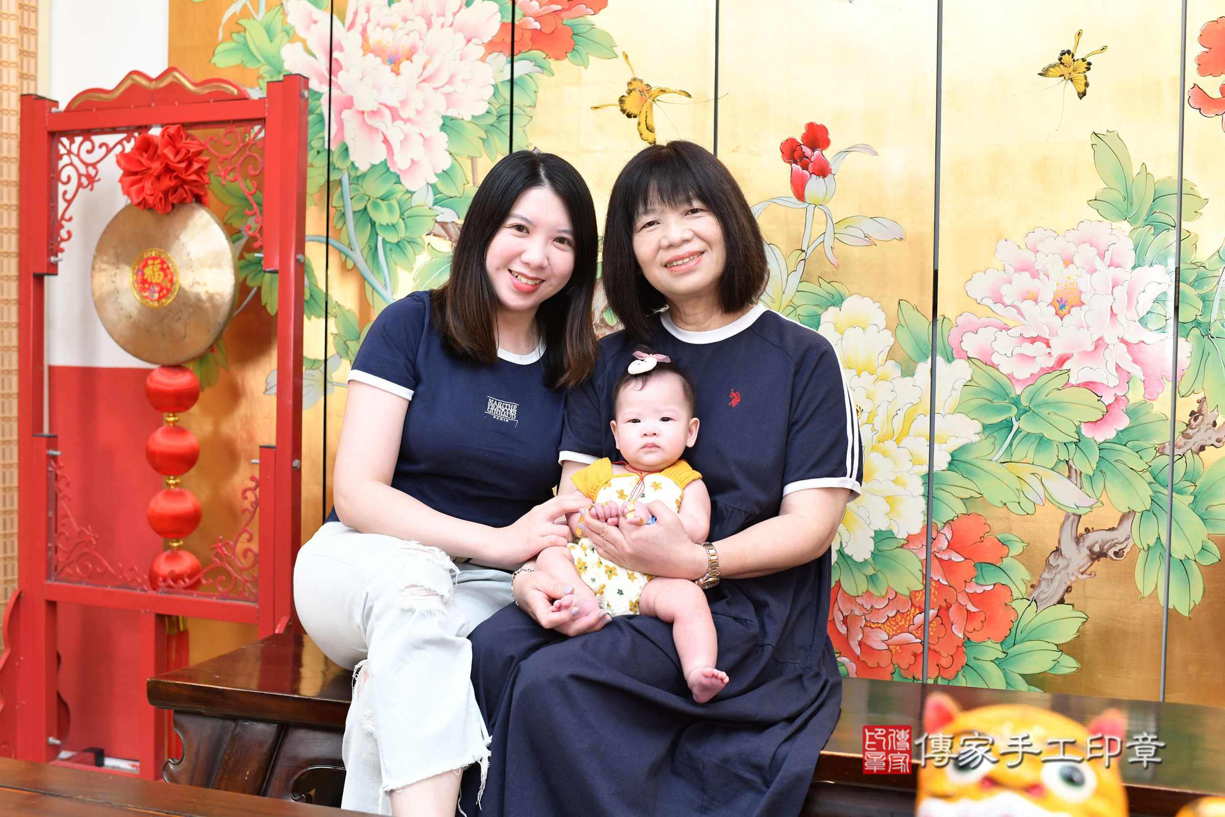 台北市大同區喬喬寶寶收涎推薦：傳家台北店收涎中國風會場，嬰兒古禮收涎收口水流程儀式、收涎吉祥話、收涎餅乾、收涎拍照。收涎證書。2025.6.28，照片5