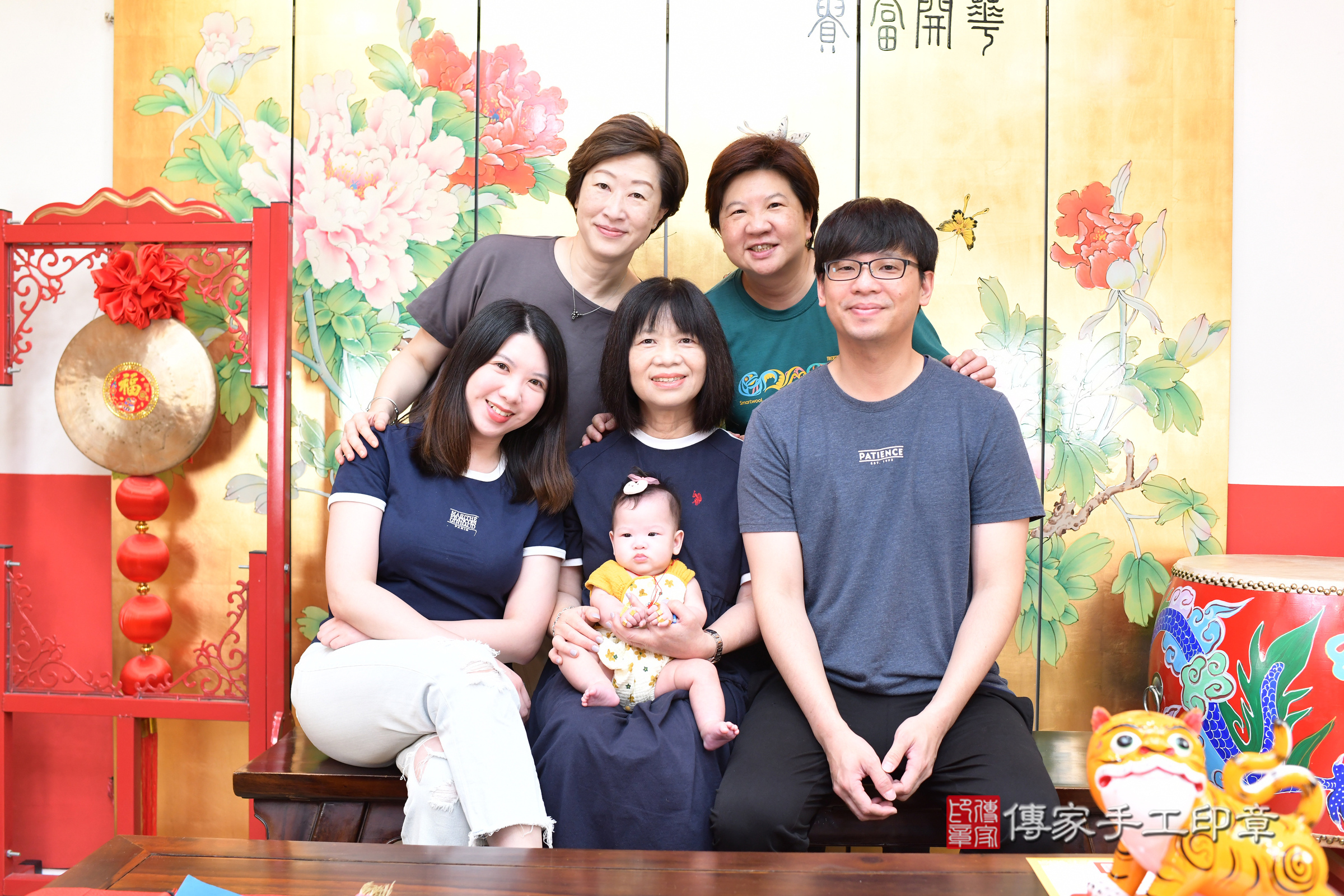 台北市大同區喬喬寶寶收涎推薦：傳家台北店收涎中國風會場，嬰兒古禮收涎收口水流程儀式、收涎吉祥話、收涎餅乾、收涎拍照。收涎證書。2025.6.28，照片9