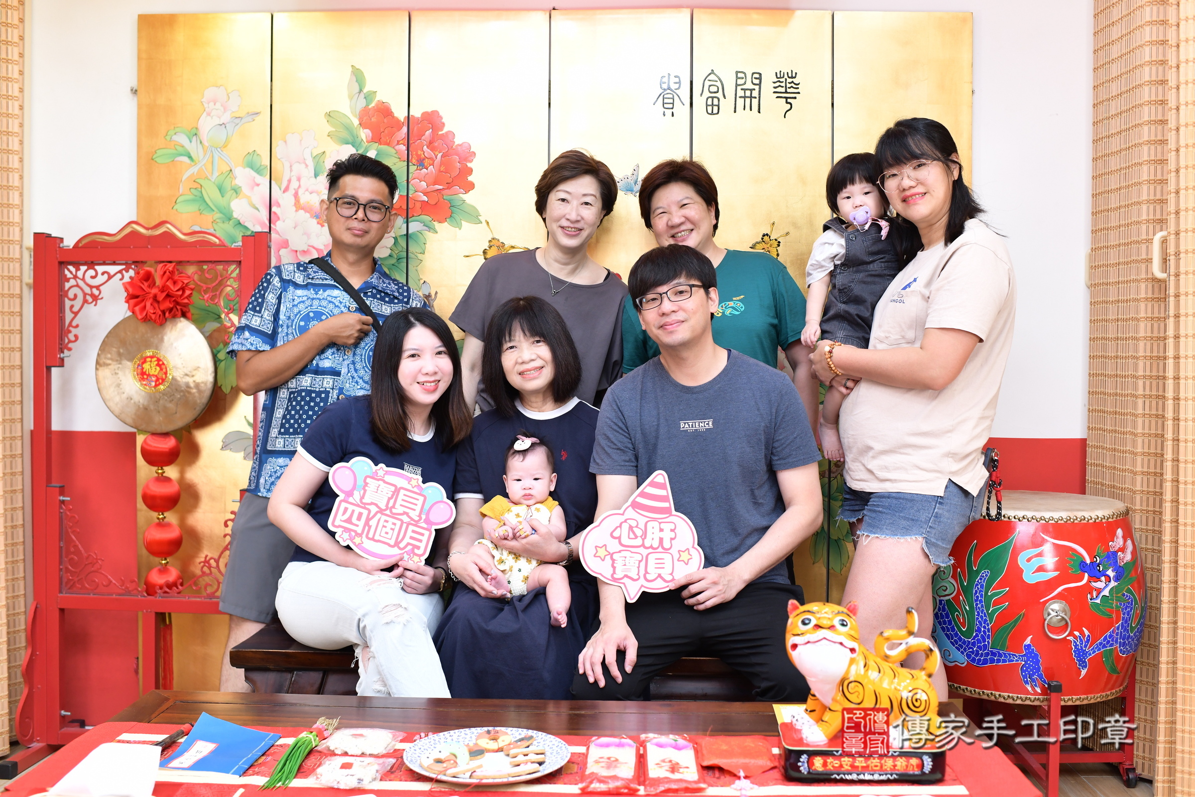 台北市大同區喬喬寶寶收涎推薦：傳家台北店收涎中國風會場，嬰兒古禮收涎收口水流程儀式、收涎吉祥話、收涎餅乾、收涎拍照。收涎證書。2025.6.28，照片17