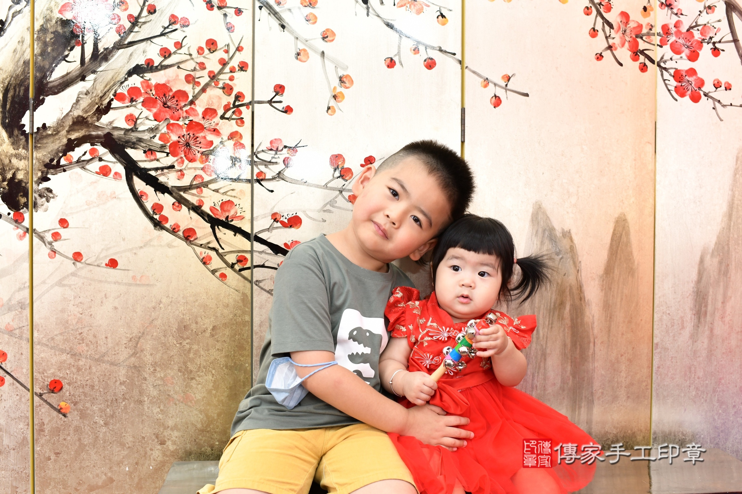 新北市永和區瑄瑄寶寶抓周推薦:傳家新北店抓周度脺中國風會場,嬰兒古禮抓周流程儀式吉祥話、抓周道具物品24種、拍照。抓周證書。2025.7.5,照片3 新北市永和區瑄瑄寶寶抓周推薦:傳家新北店抓周度脺中國風會場,嬰兒古禮抓周流程儀式吉祥話、抓周道具物品24種、拍照。抓周證書。2025.7.5,照片3