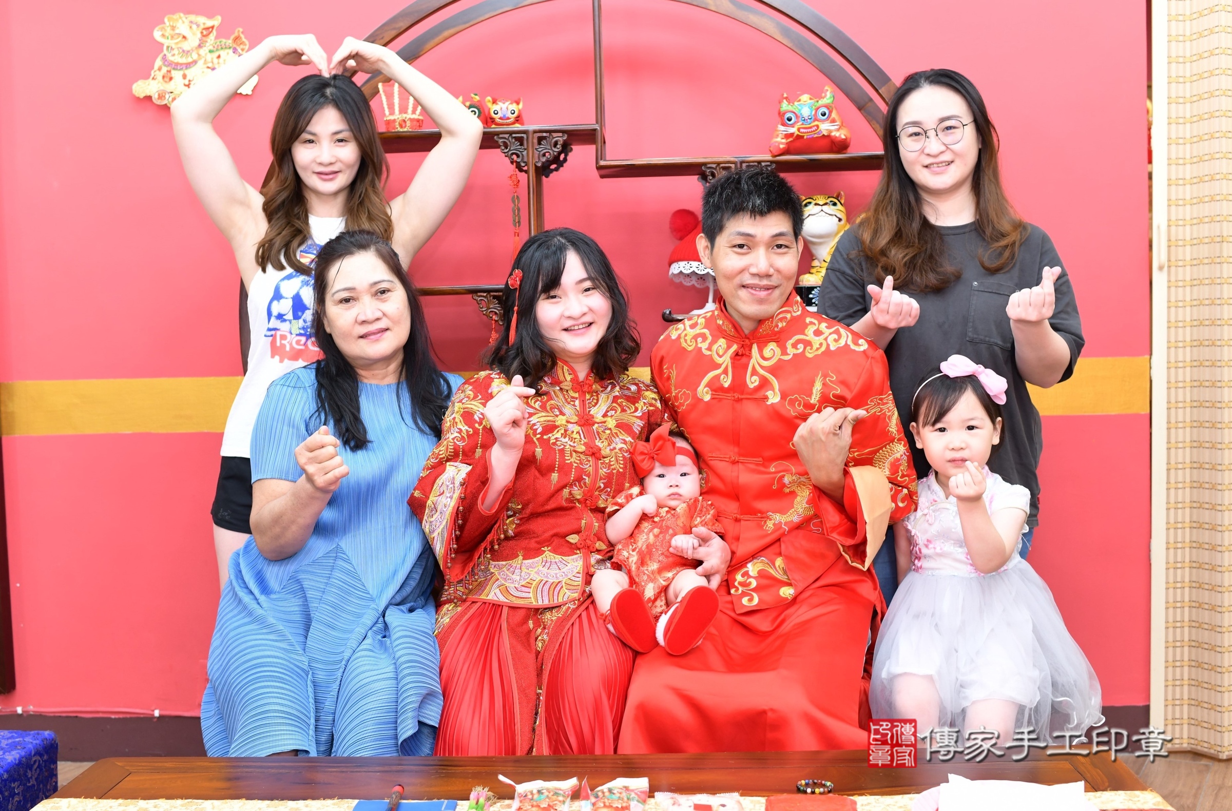 新北市永和區榛榛寶寶收涎推薦:傳家新北店收涎中國風會場,嬰兒古禮收涎收口水流程儀式、收涎吉祥話、收涎餅乾、收涎拍照。收涎證書。2025.7.26,照片13 新北市永和區榛榛寶寶收涎推薦:傳家新北店收涎中國風會場,嬰兒古禮收涎收口水流程儀式、收涎吉祥話、收涎餅乾、收涎拍照。收涎證書。2025.7.26,照片13