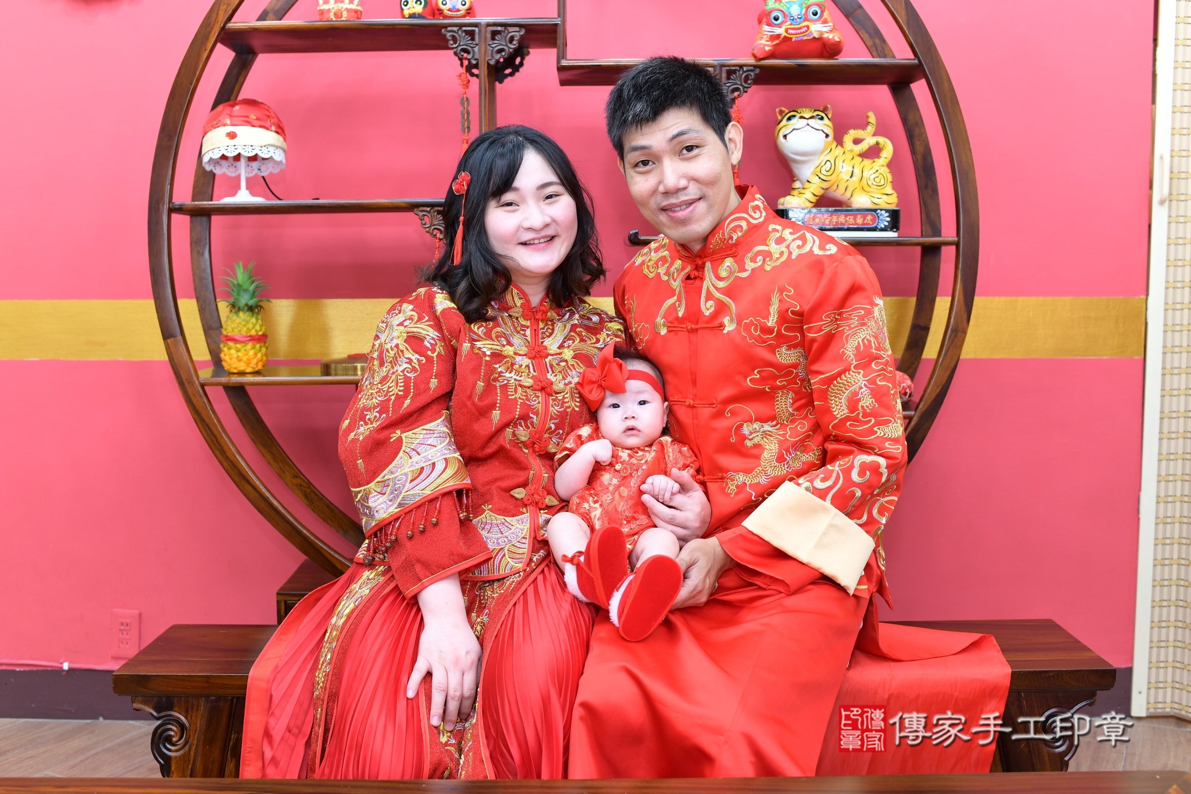 新北市永和區榛榛寶寶收涎推薦:傳家新北店收涎中國風會場,嬰兒古禮收涎收口水流程儀式、收涎吉祥話、收涎餅乾、收涎拍照。收涎證書。2025.7.26,照片2 新北市永和區榛榛寶寶收涎推薦:傳家新北店收涎中國風會場,嬰兒古禮收涎收口水流程儀式、收涎吉祥話、收涎餅乾、收涎拍照。收涎證書。2025.7.26,照片2