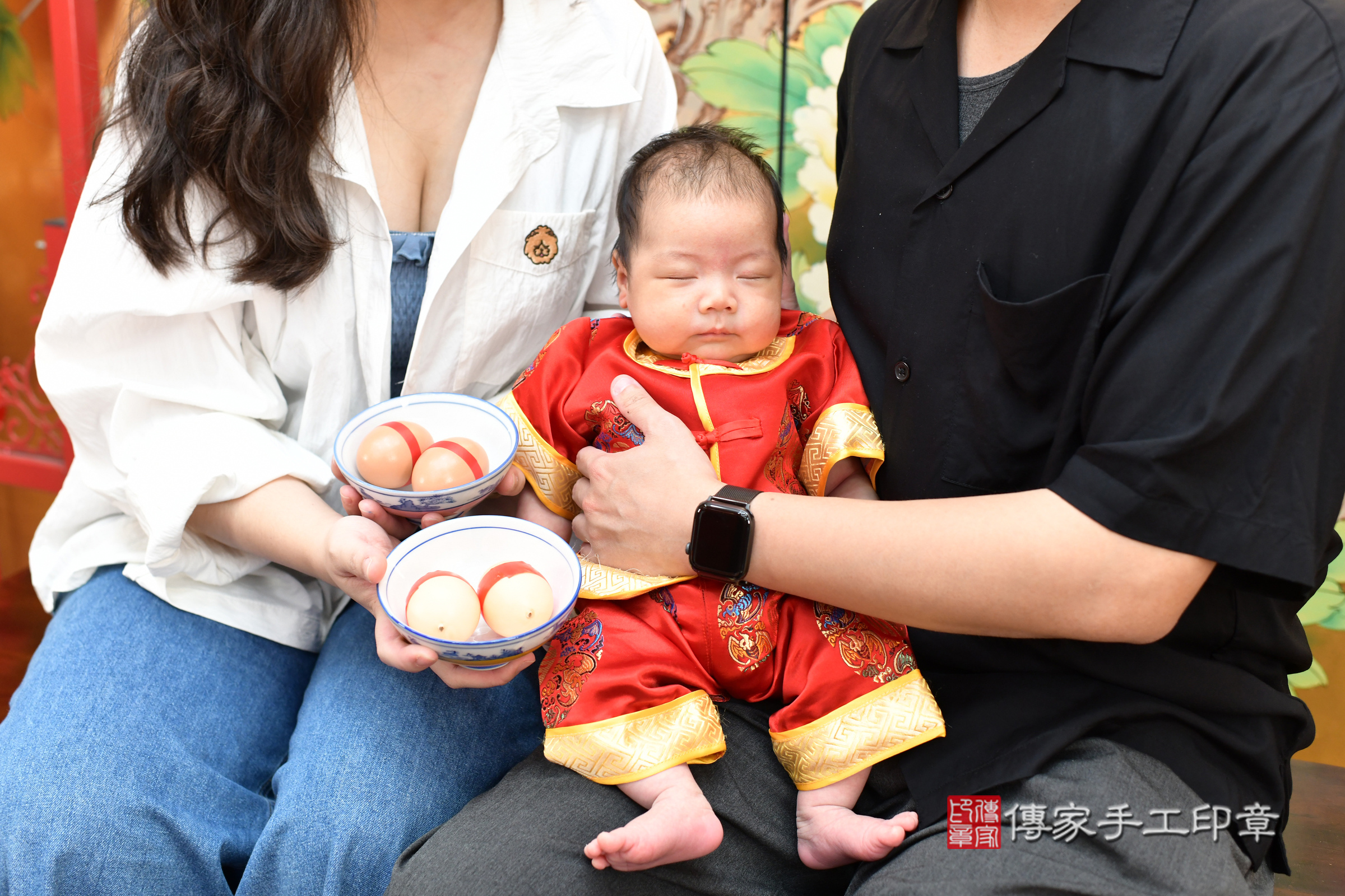 宸宸寶寶(台北市大同區嬰兒寶寶滿月剃頭理髮、嬰兒剃胎毛儀式吉祥話)。中國風會場，爸媽寶貝穿「日中韓」古裝禮服。專業拍照、證書。★購買「臍帶章、肚臍章、胎毛筆刷印章」贈送：剃頭、收涎、抓周，三選一。2025.7.19，照片11