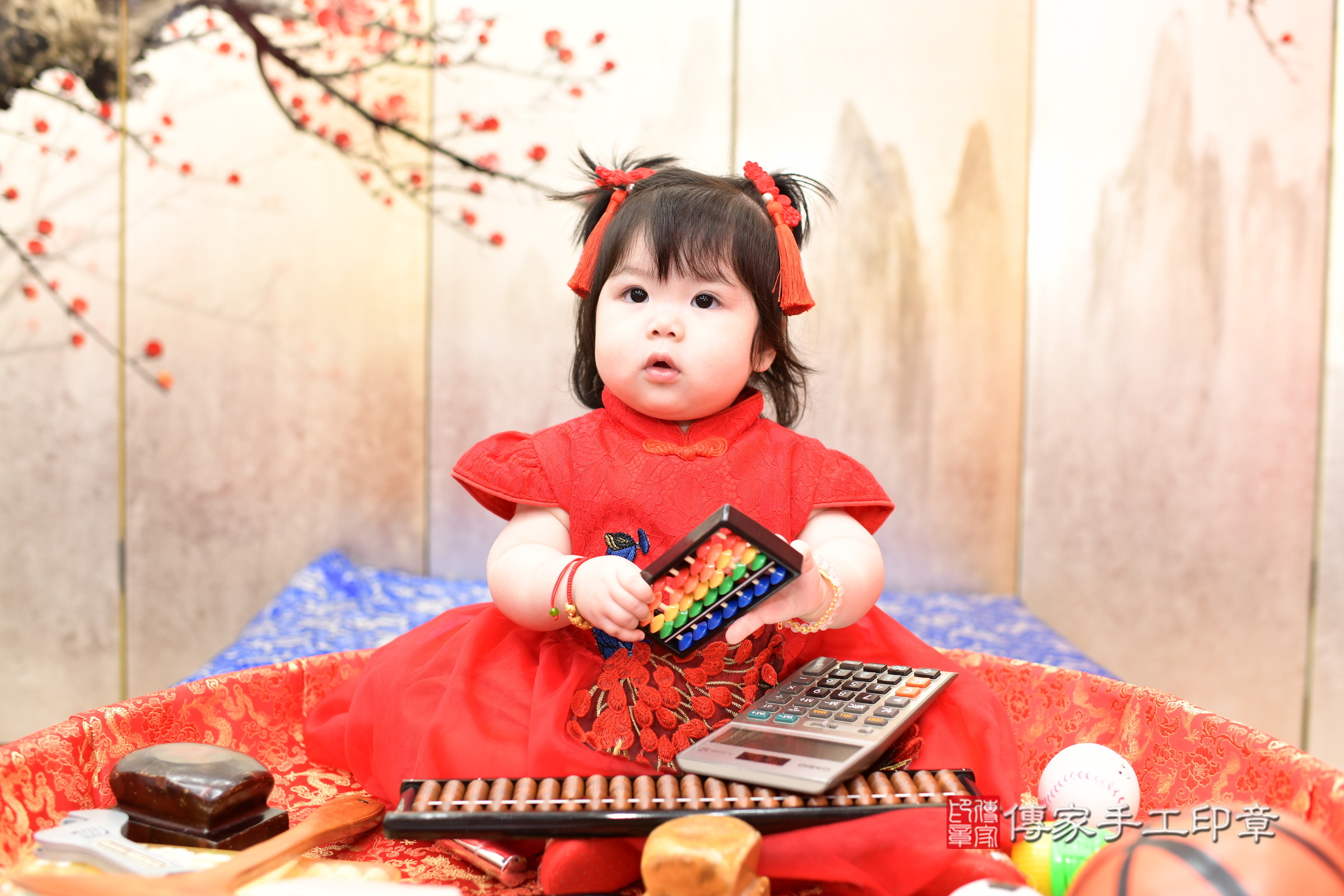 新北市永和區晴晴寶寶抓周推薦:傳家新北店抓周度脺中國風會場,嬰兒古禮抓周流程儀式吉祥話、抓周道具物品24種、拍照。抓周證書。2025.8.5,照片7 新北市永和區晴晴寶寶抓周推薦:傳家新北店抓周度脺中國風會場,嬰兒古禮抓周流程儀式吉祥話、抓周道具物品24種、拍照。抓周證書。2025.8.5,照片7