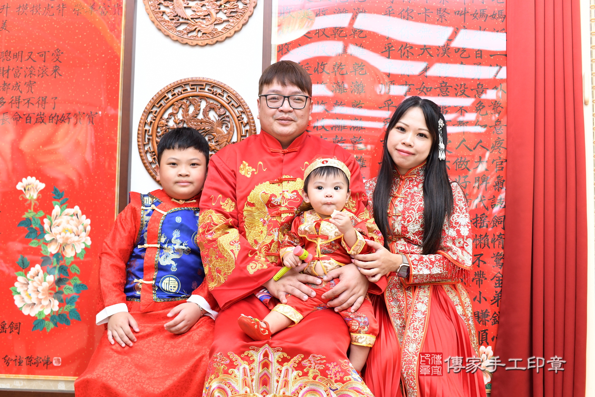 台北市大同區小鋒寶寶抓周推薦:傳家台北店抓周度脺中國風會場,嬰兒古禮抓周流程儀式吉祥話、抓周道具物品24種、拍照。抓周證書。2025.8.8,照片11 台北市大同區小鋒寶寶抓周推薦:傳家台北店抓周度脺中國風會場,嬰兒古禮抓周流程儀式吉祥話、抓周道具物品24種、拍照。抓周證書。2025.8.8,照片11