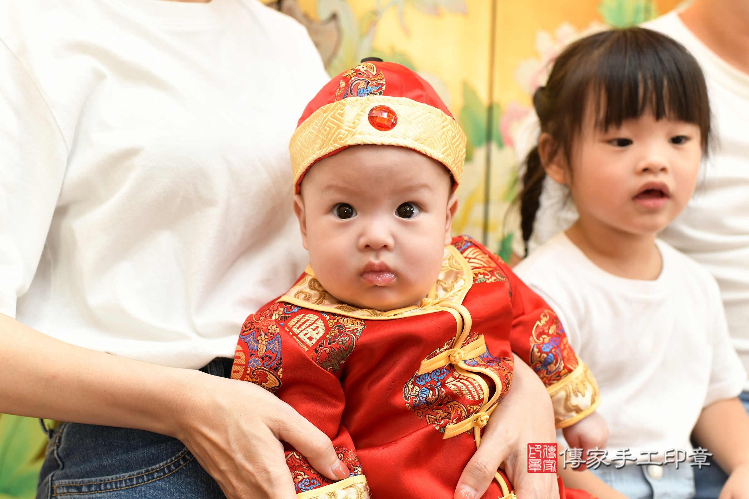 台北市大同區小垚寶寶收涎推薦:傳家台北店收涎中國風會場,嬰兒古禮收涎收口水流程儀式、收涎吉祥話、收涎餅乾、收涎拍照。收涎證書。2025.8.7,照片6 台北市大同區小垚寶寶收涎推薦:傳家台北店收涎中國風會場,嬰兒古禮收涎收口水流程儀式、收涎吉祥話、收涎餅乾、收涎拍照。收涎證書。2025.8.7,照片6