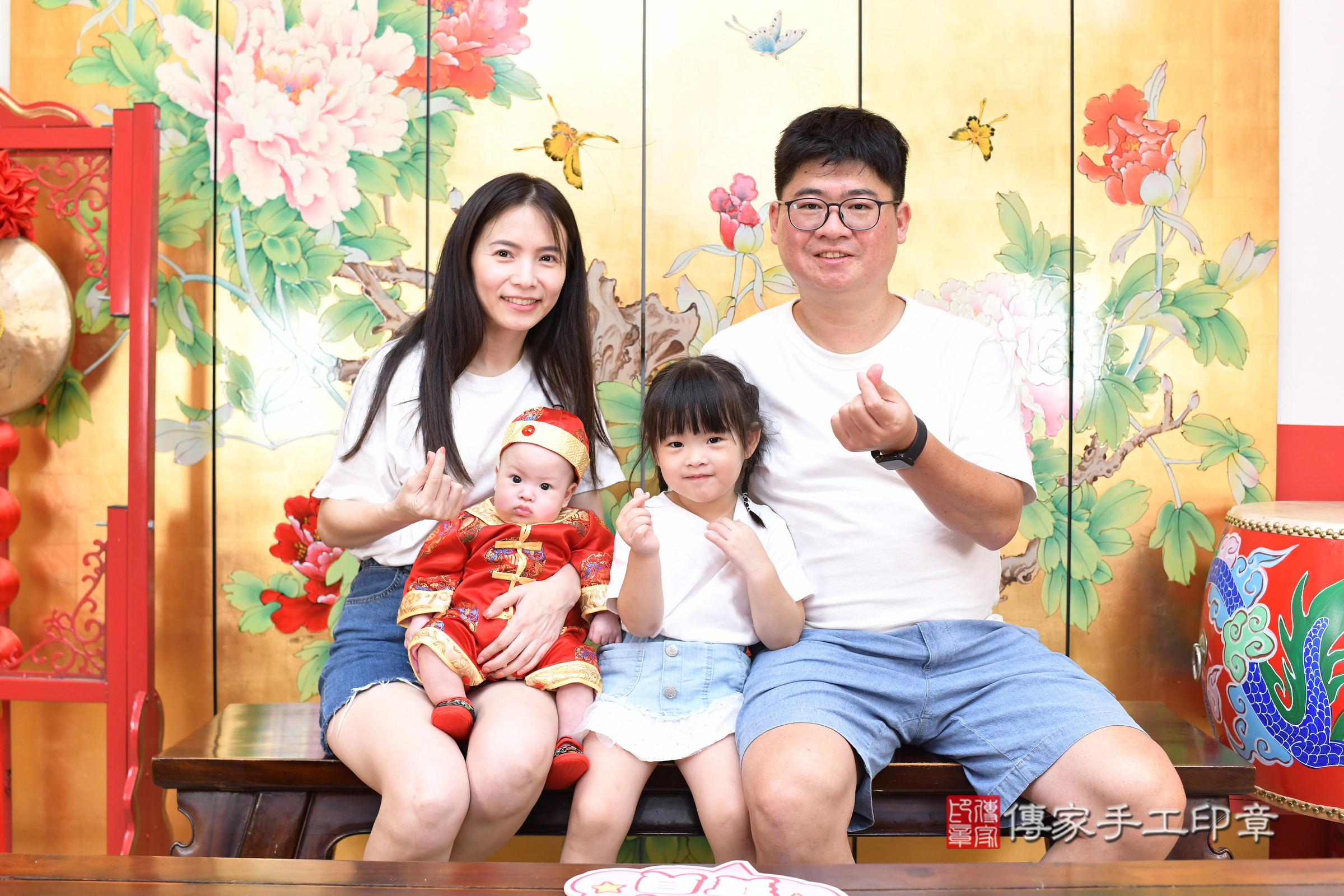 台北市大同區小垚寶寶收涎推薦:傳家台北店收涎中國風會場,嬰兒古禮收涎收口水流程儀式、收涎吉祥話、收涎餅乾、收涎拍照。收涎證書。2025.8.7,照片10 台北市大同區小垚寶寶收涎推薦:傳家台北店收涎中國風會場,嬰兒古禮收涎收口水流程儀式、收涎吉祥話、收涎餅乾、收涎拍照。收涎證書。2025.8.7,照片10