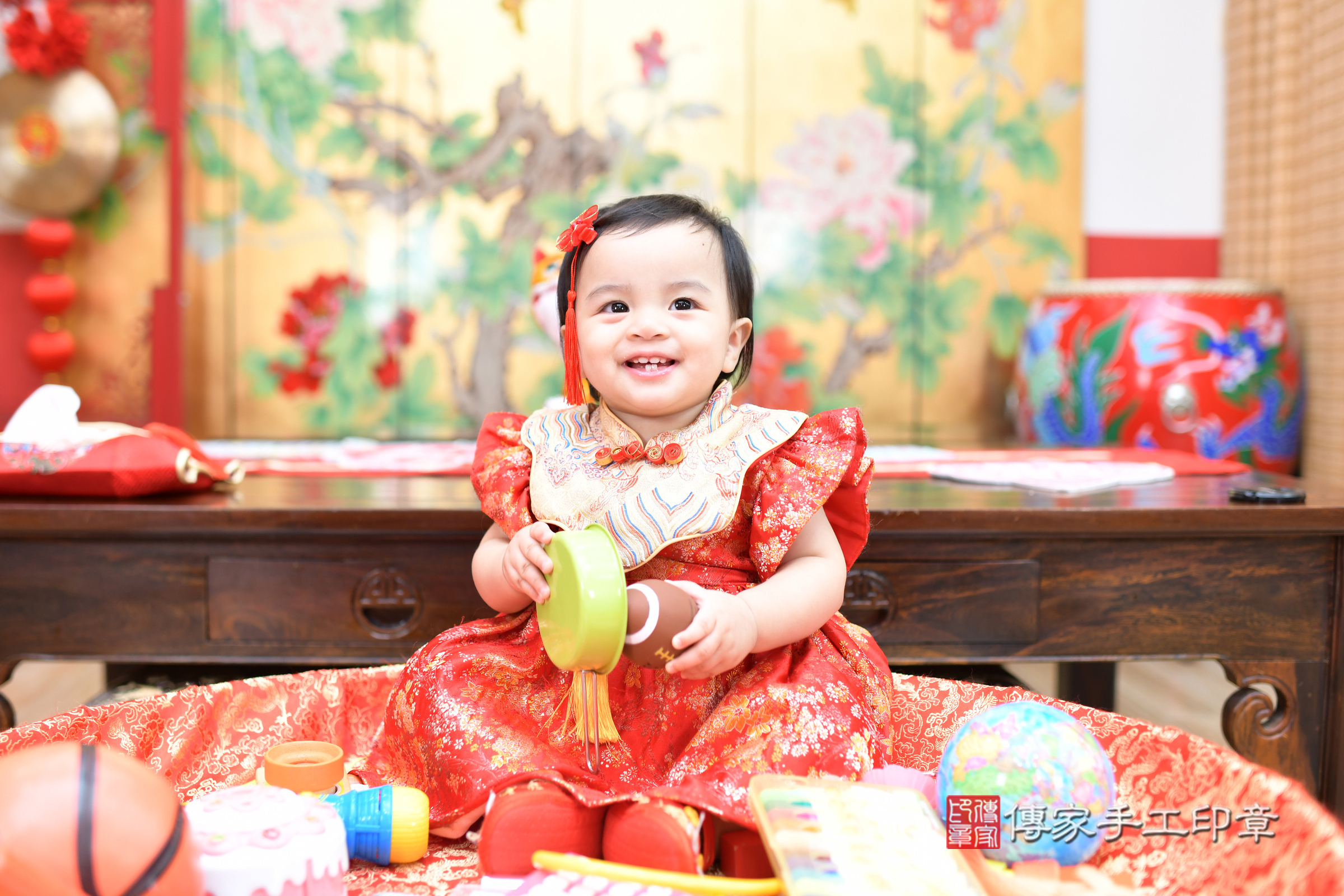 台北市大同區希希寶寶抓周推薦:傳家台北店抓周度脺中國風會場,嬰兒古禮抓周流程儀式吉祥話、抓周道具物品24種、拍照。抓周證書。2025.8.7,照片9 台北市大同區希希寶寶抓周推薦:傳家台北店抓周度脺中國風會場,嬰兒古禮抓周流程儀式吉祥話、抓周道具物品24種、拍照。抓周證書。2025.8.7,照片9