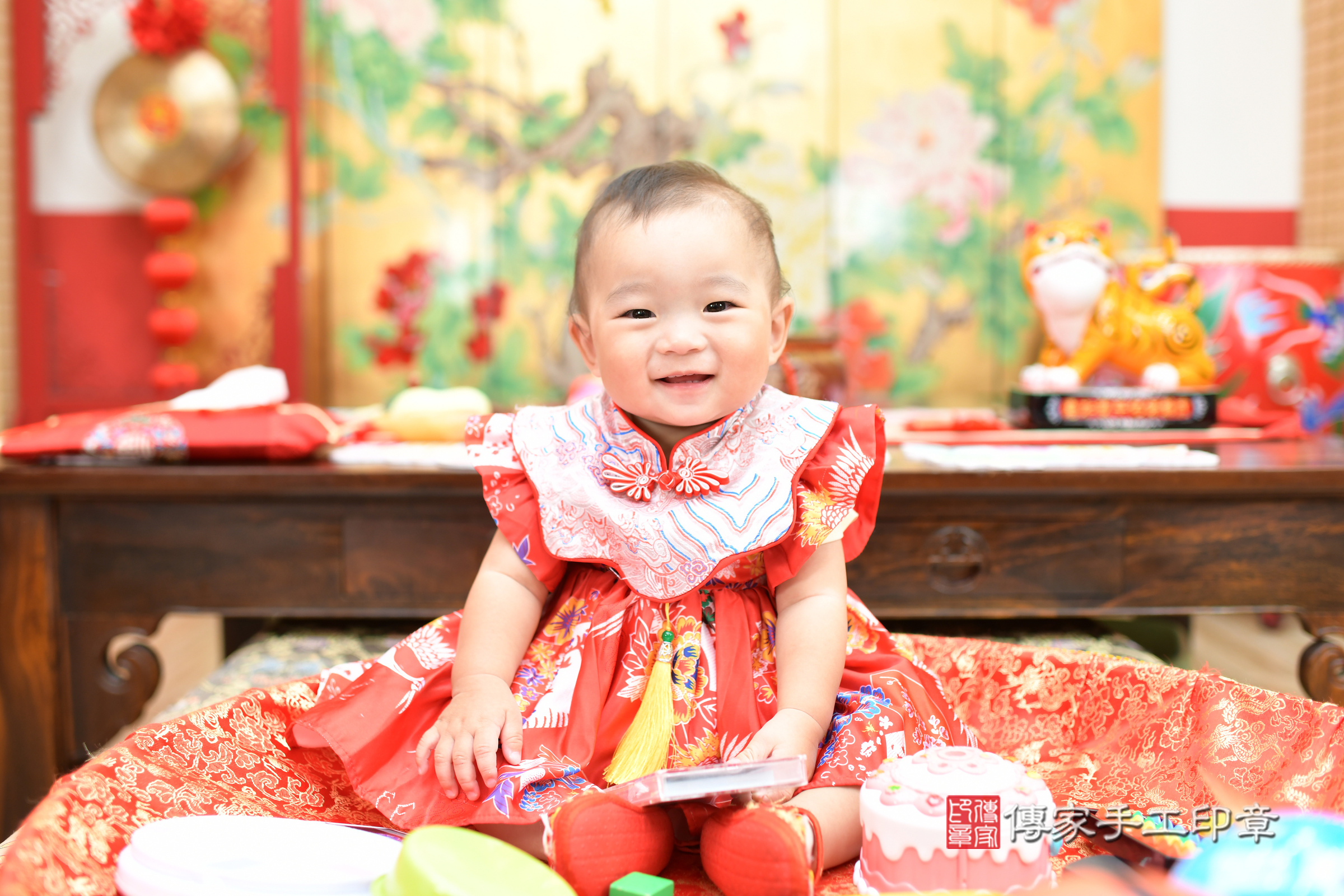 台北市大同區桐桐寶寶抓周推薦:傳家台北店抓周度脺中國風會場,嬰兒古禮抓周流程儀式吉祥話、抓周道具物品24種、拍照。抓周證書。2025.8.16,照片6 台北市大同區桐桐寶寶抓周推薦:傳家台北店抓周度脺中國風會場,嬰兒古禮抓周流程儀式吉祥話、抓周道具物品24種、拍照。抓周證書。2025.8.16,照片6