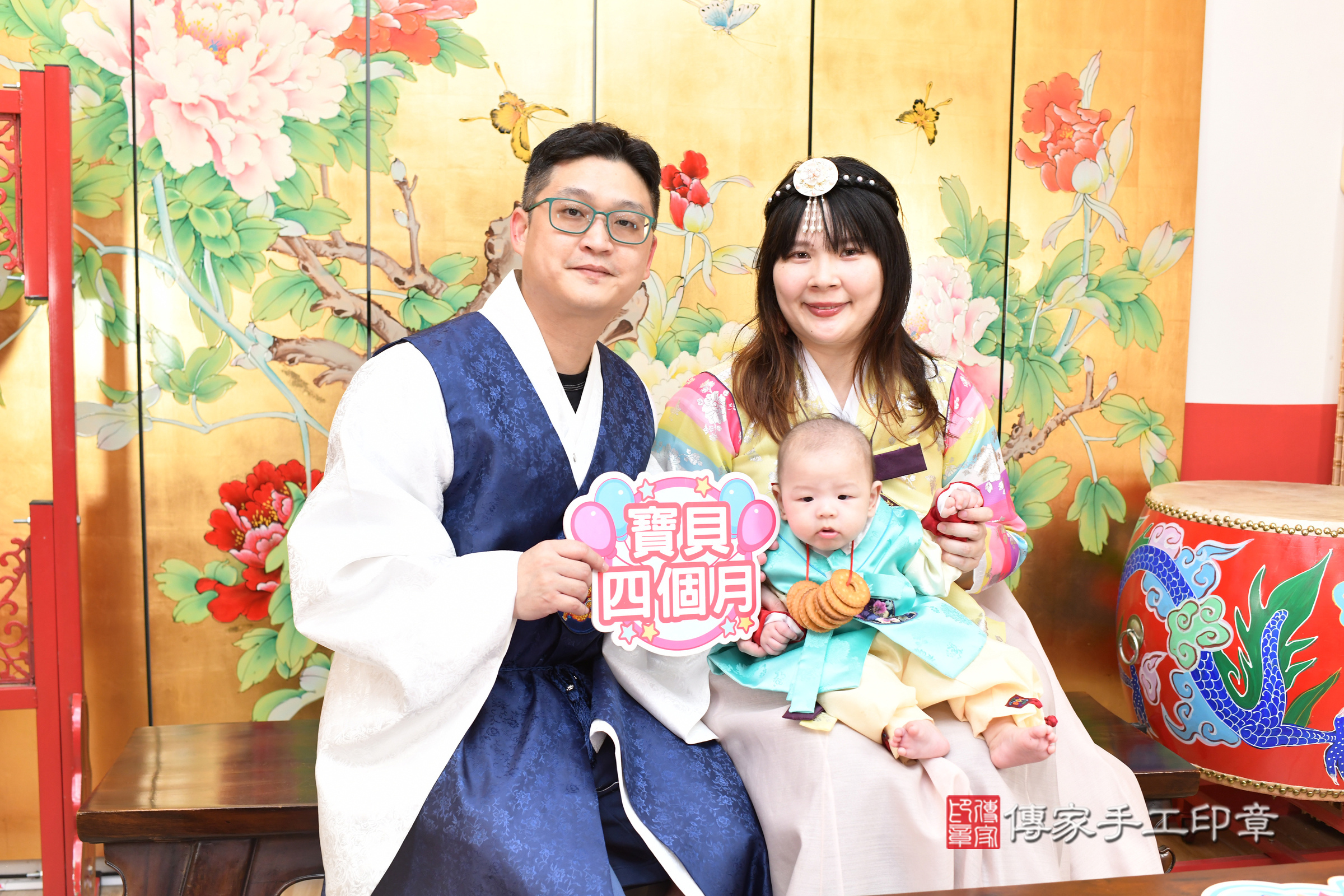 台北市大同區彤彤寶寶收涎推薦:傳家台北店收涎中國風會場,嬰兒古禮收涎收口水流程儀式、收涎吉祥話、收涎餅乾、收涎拍照。收涎證書。2025.8.17,照片13 台北市大同區彤彤寶寶收涎推薦:傳家台北店收涎中國風會場,嬰兒古禮收涎收口水流程儀式、收涎吉祥話、收涎餅乾、收涎拍照。收涎證書。2025.8.17,照片13